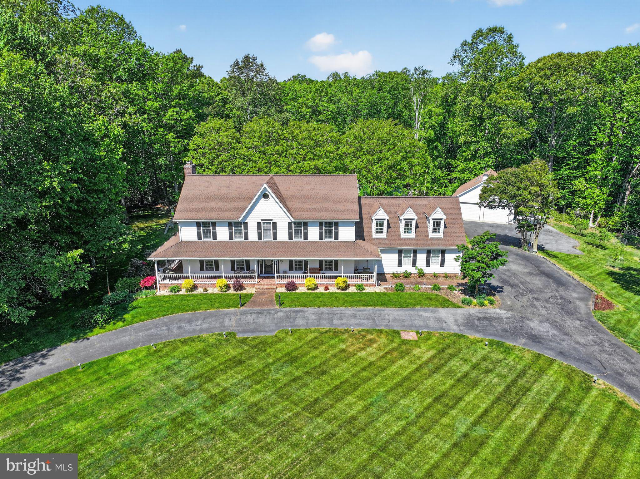 ST LEONARD SHORES - Residential