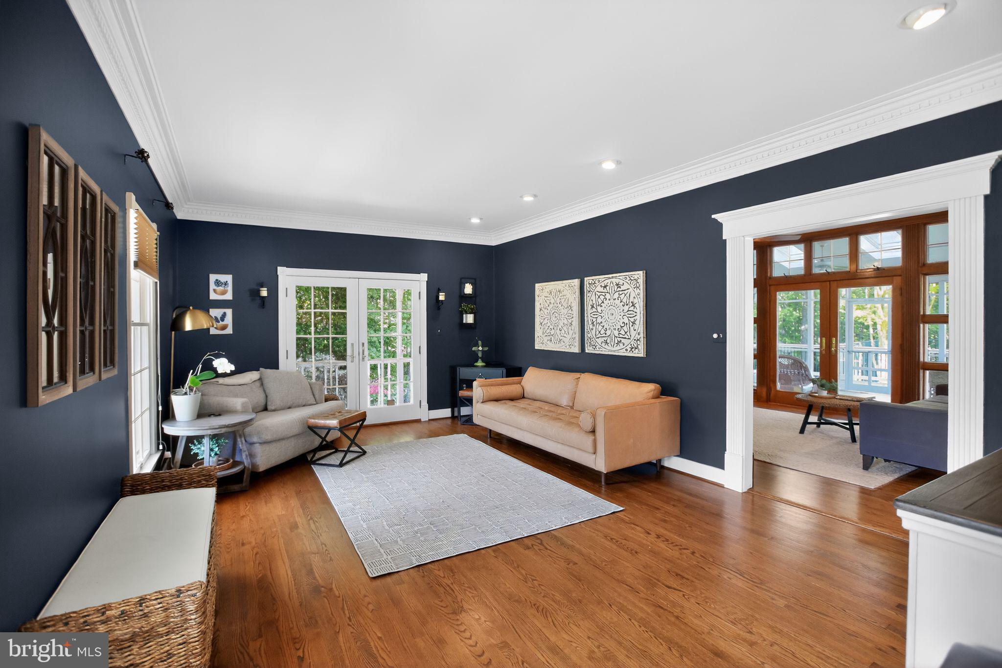 ST LEONARD SHORES - Residential