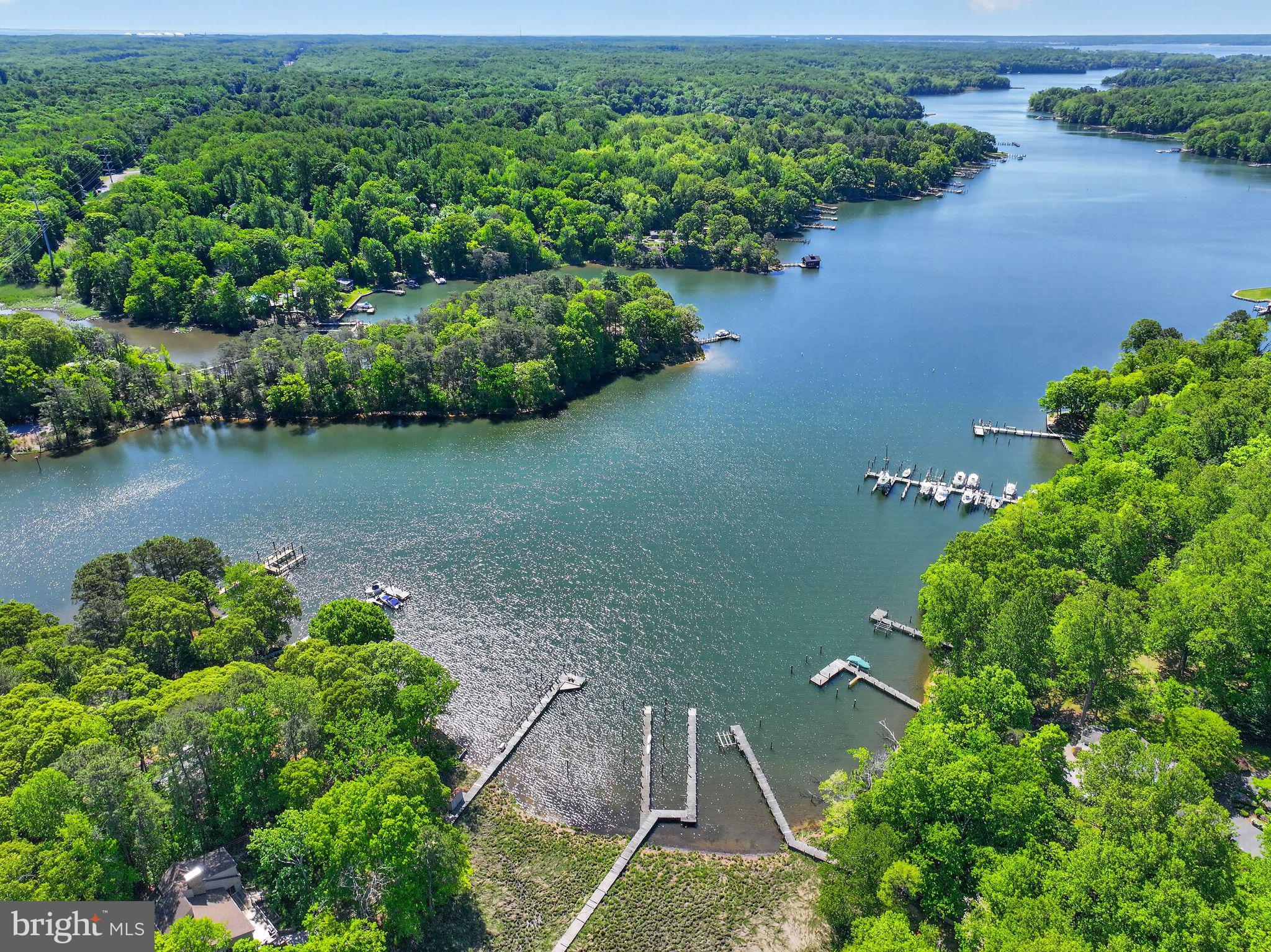ST LEONARD SHORES - Residential