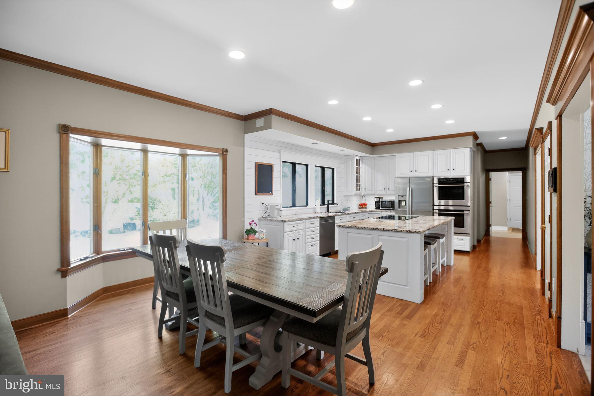 ST LEONARD SHORES - Residential