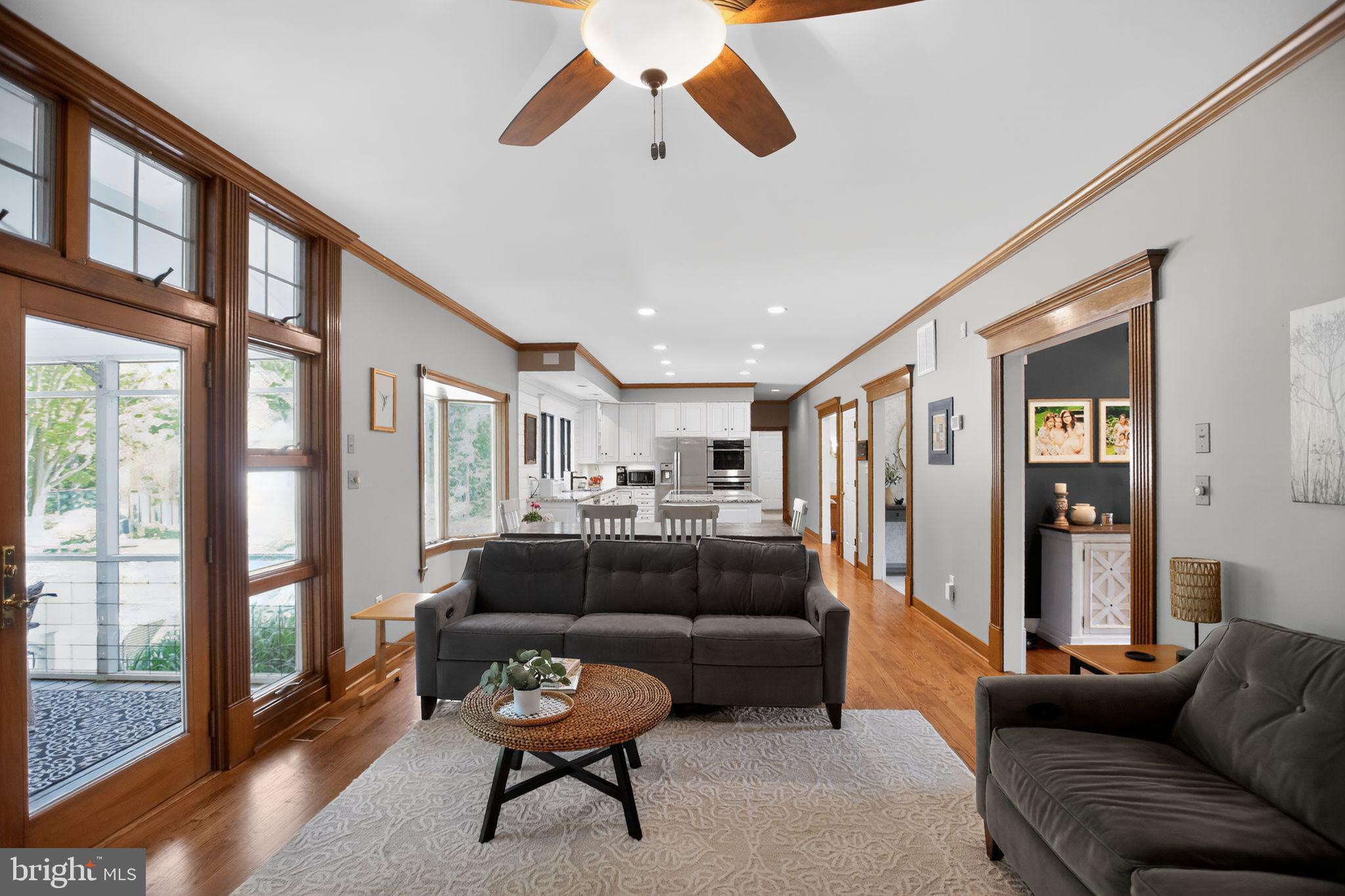 ST LEONARD SHORES - Residential