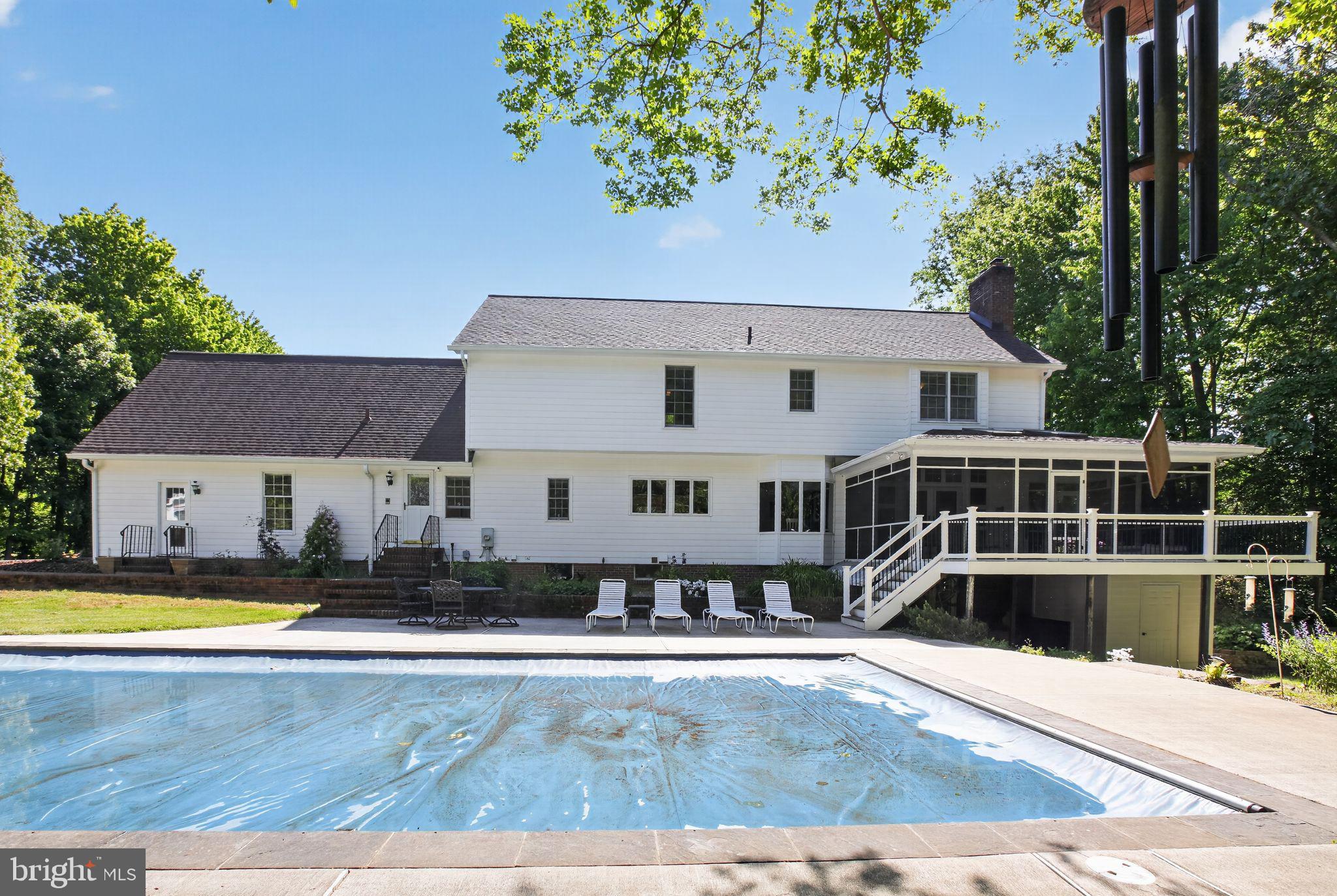 ST LEONARD SHORES - Residential