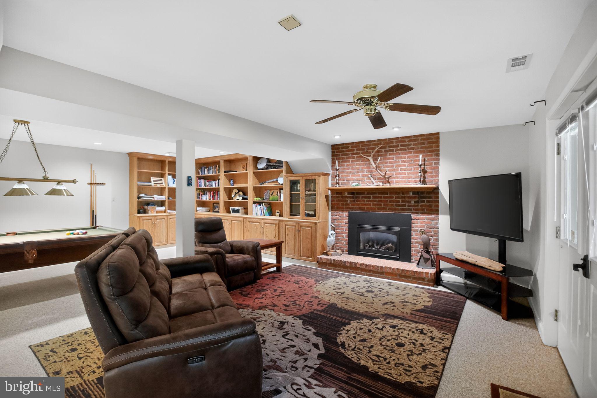 ST LEONARD SHORES - Residential