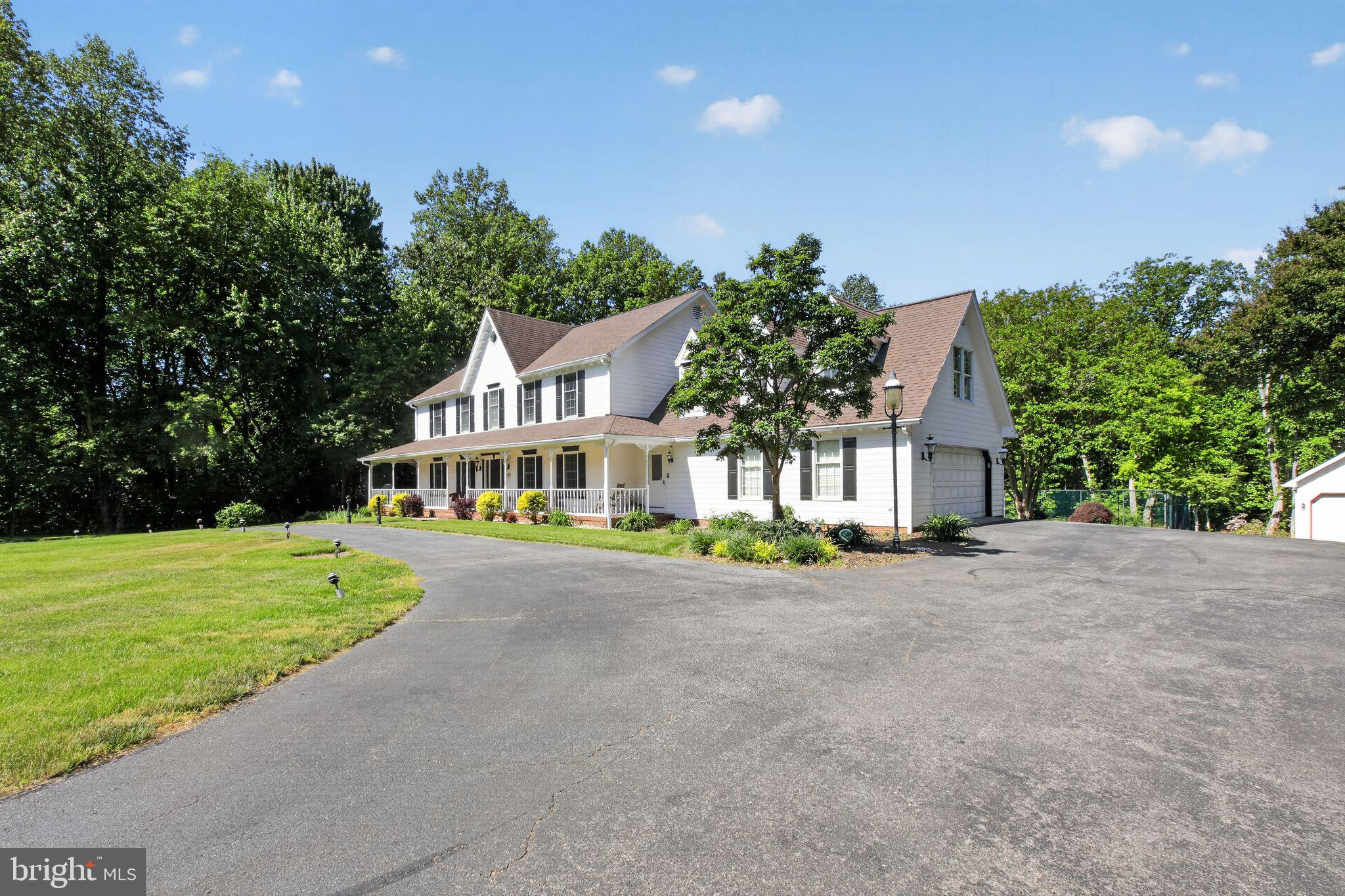 ST LEONARD SHORES - Residential