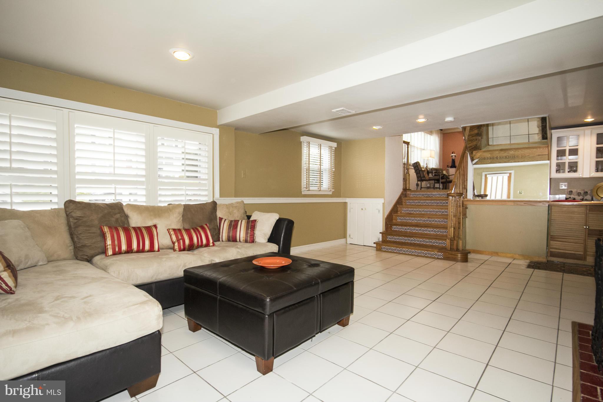 DULANEY VILLAGE - Residential