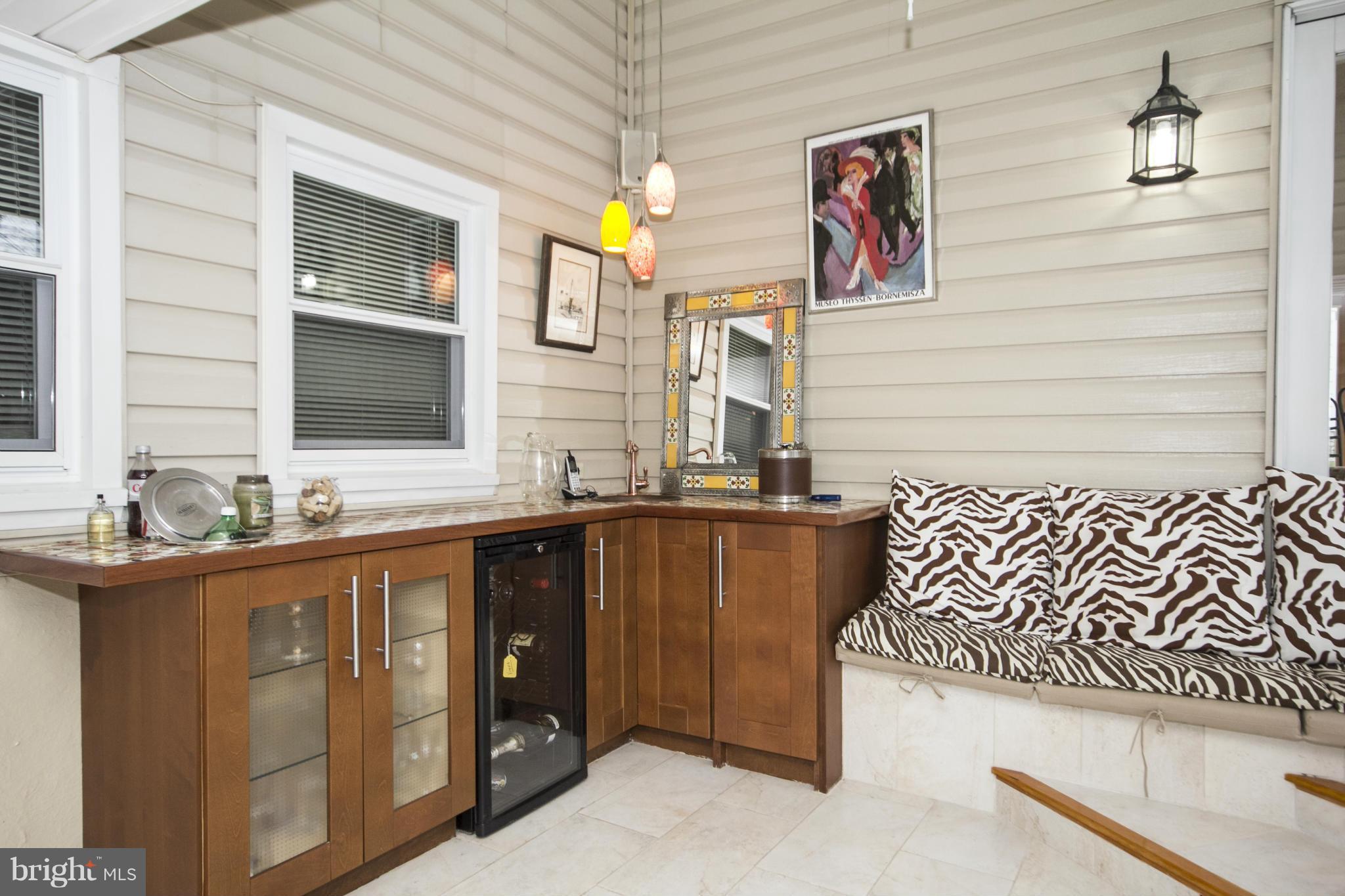 DULANEY VILLAGE - Residential