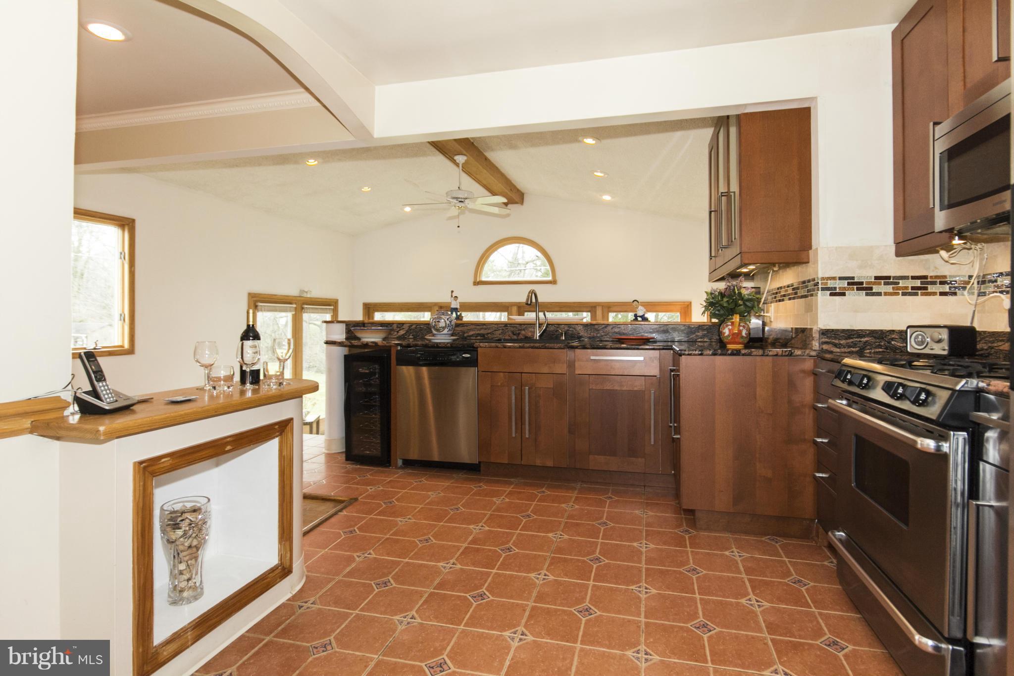 DULANEY VILLAGE - Residential