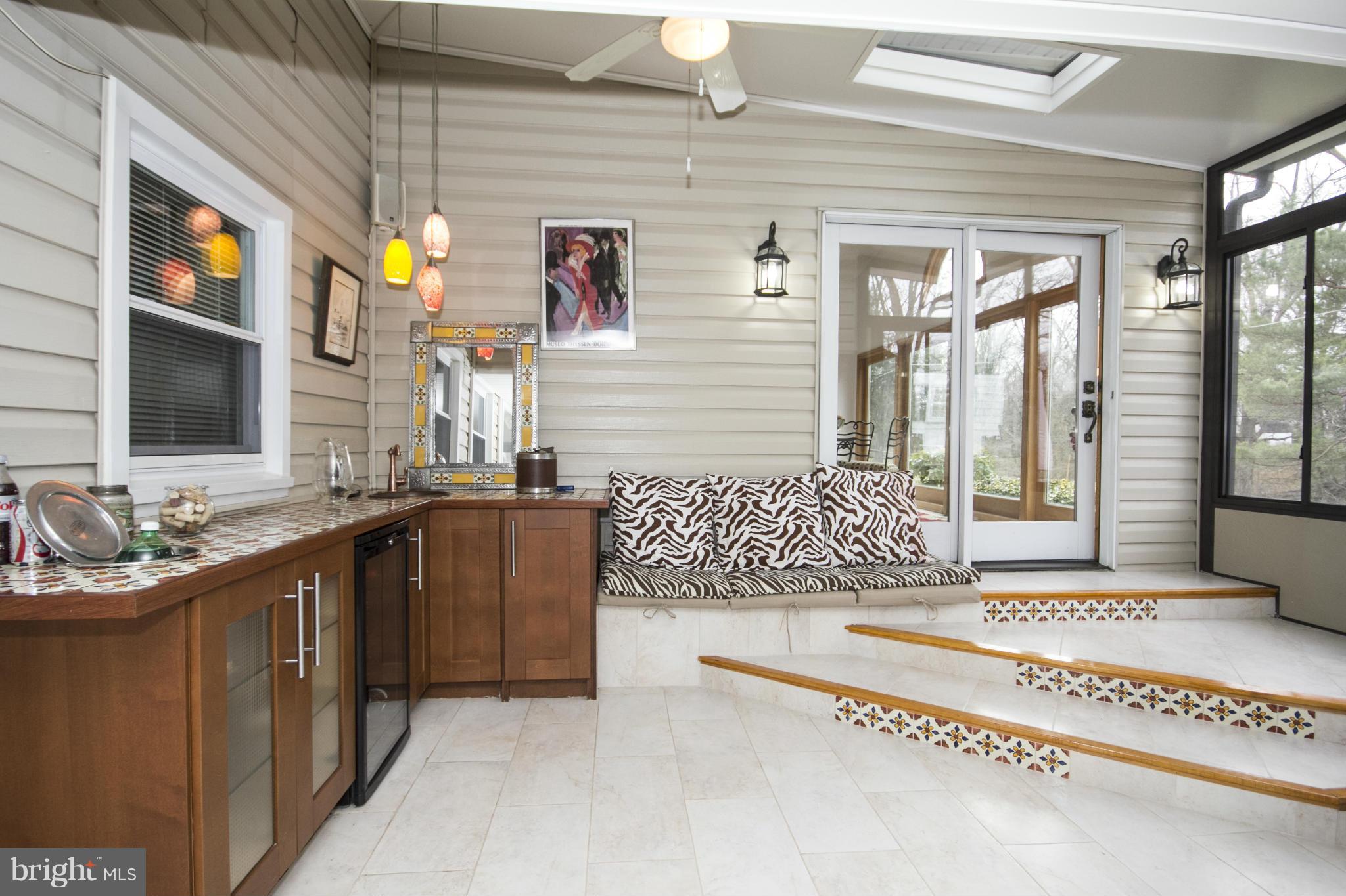 DULANEY VILLAGE - Residential