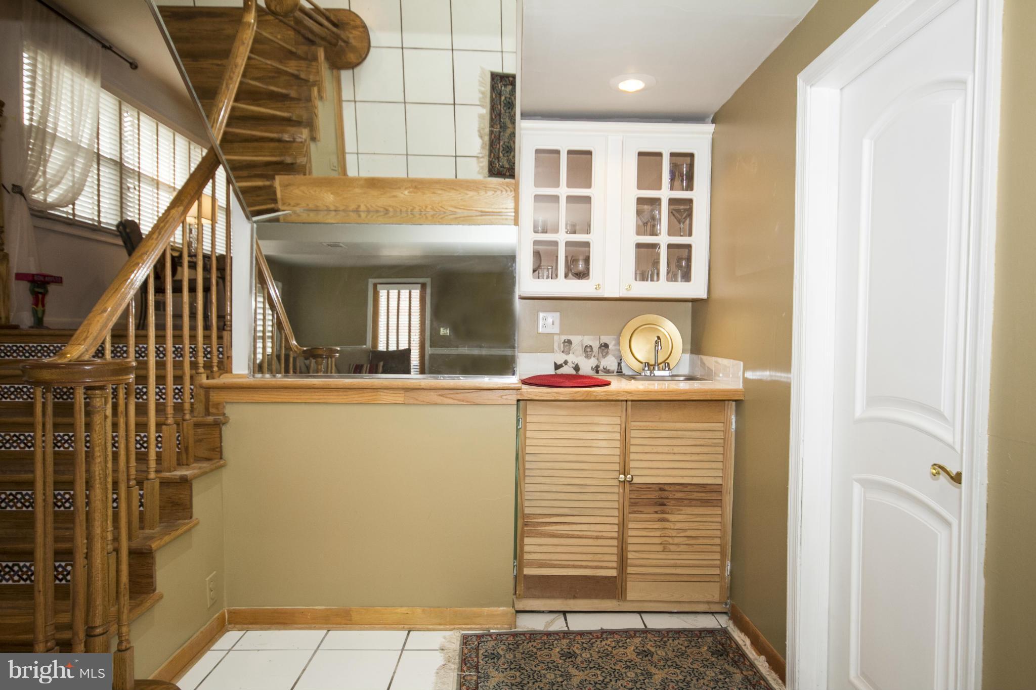 DULANEY VILLAGE - Residential