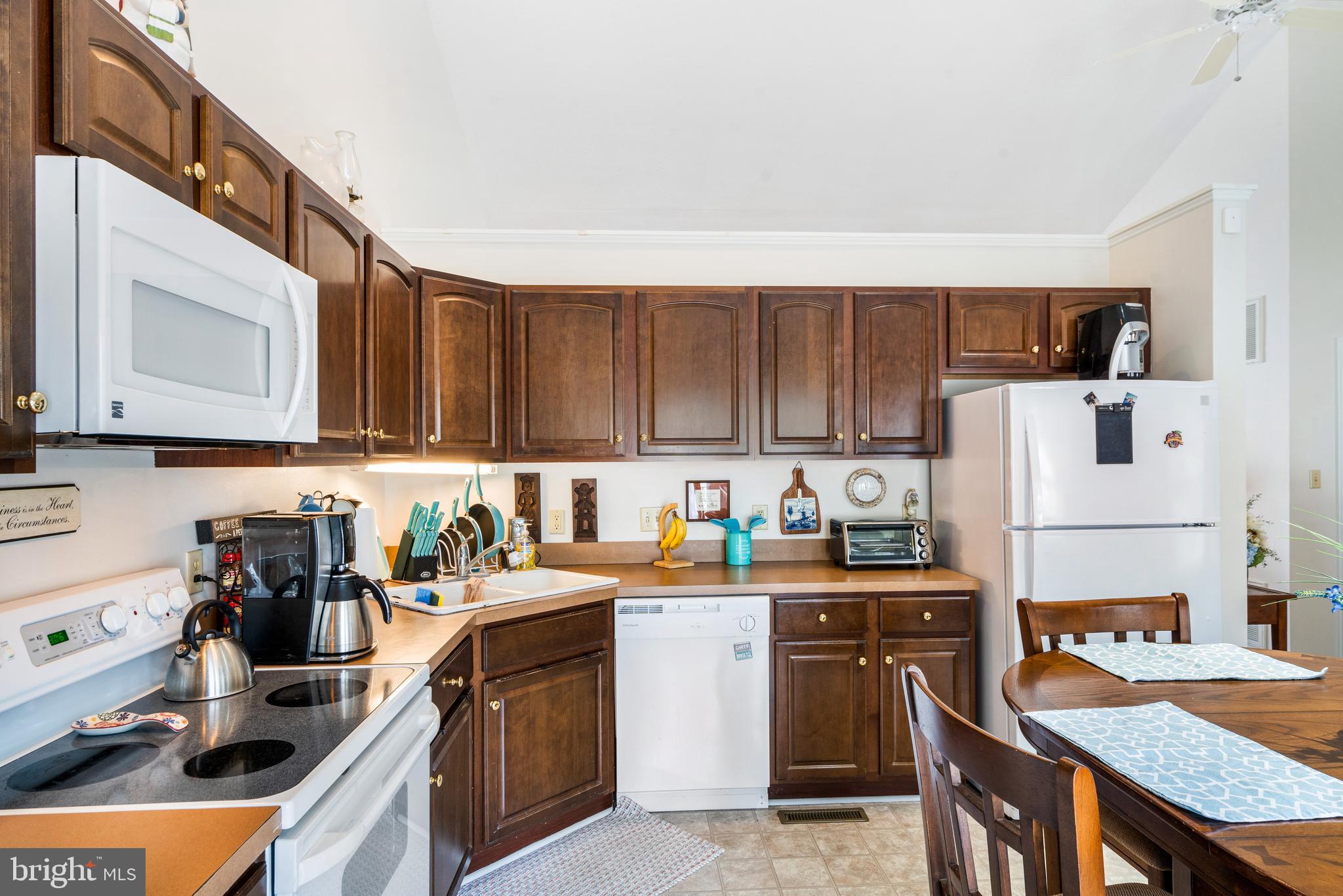 SENSENY GLEN - Residential