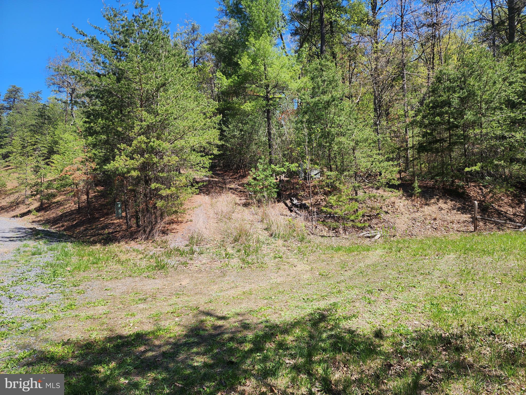 POTOMAC VALLEY OVERLOOK - Land