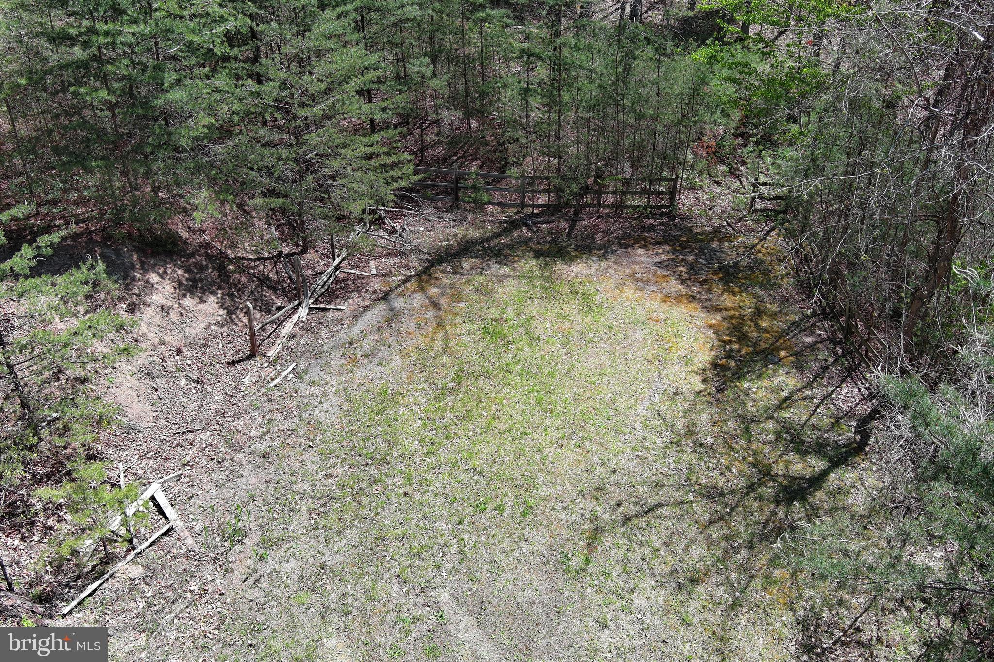 POTOMAC VALLEY OVERLOOK - Land