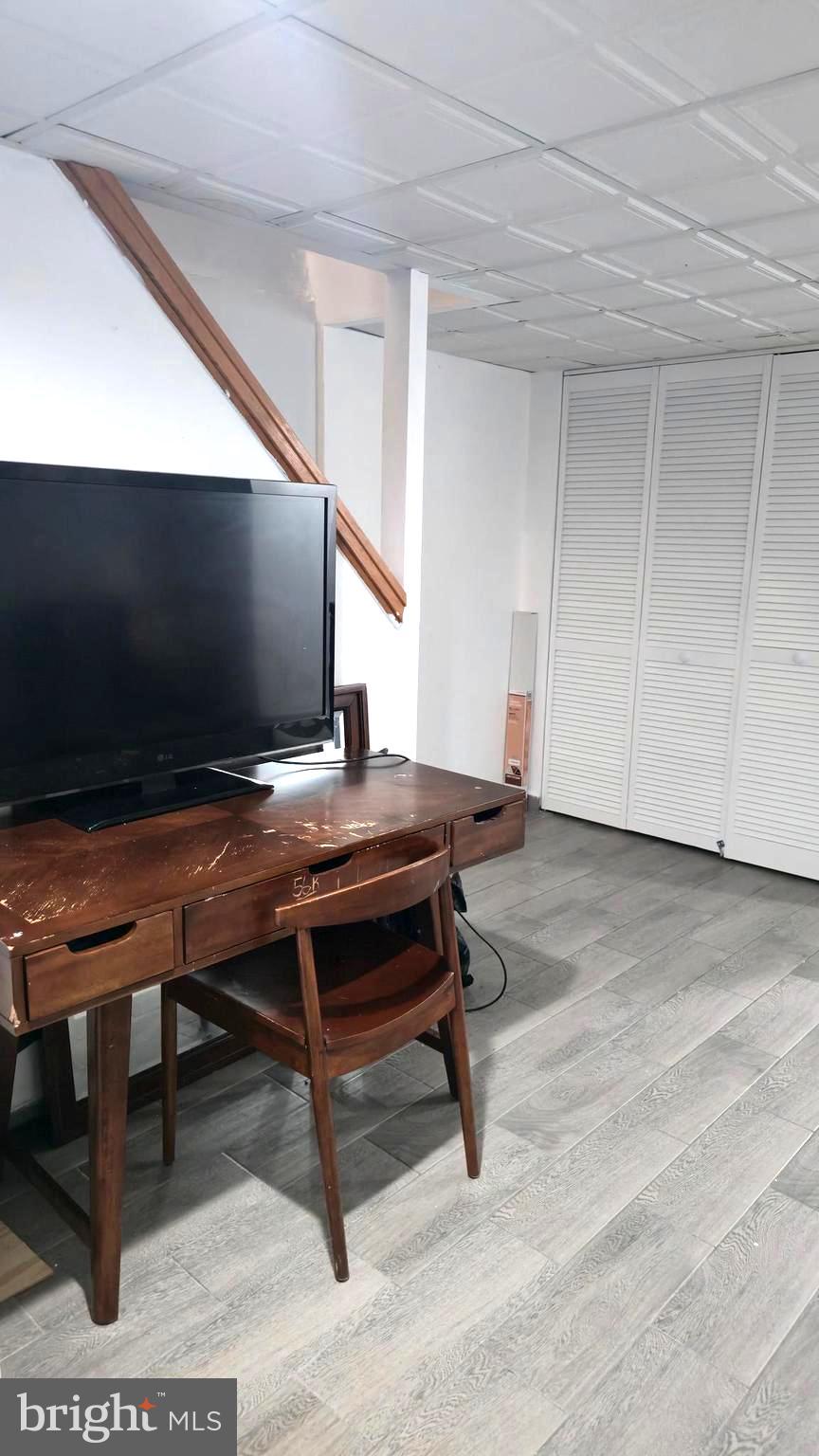 MAYFAIR (WEST) - Residential