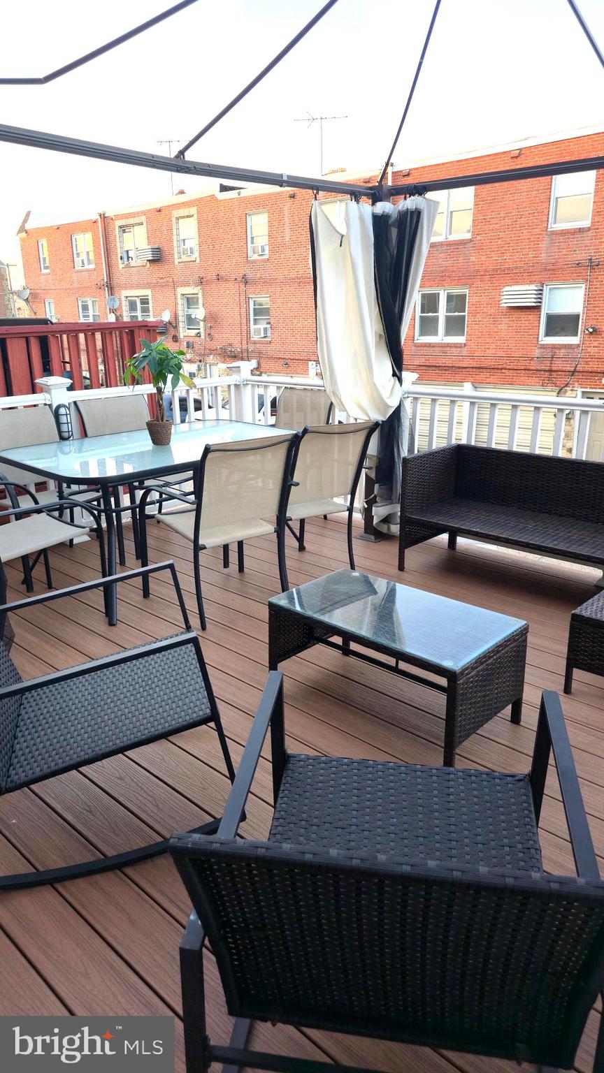 MAYFAIR (WEST) - Residential