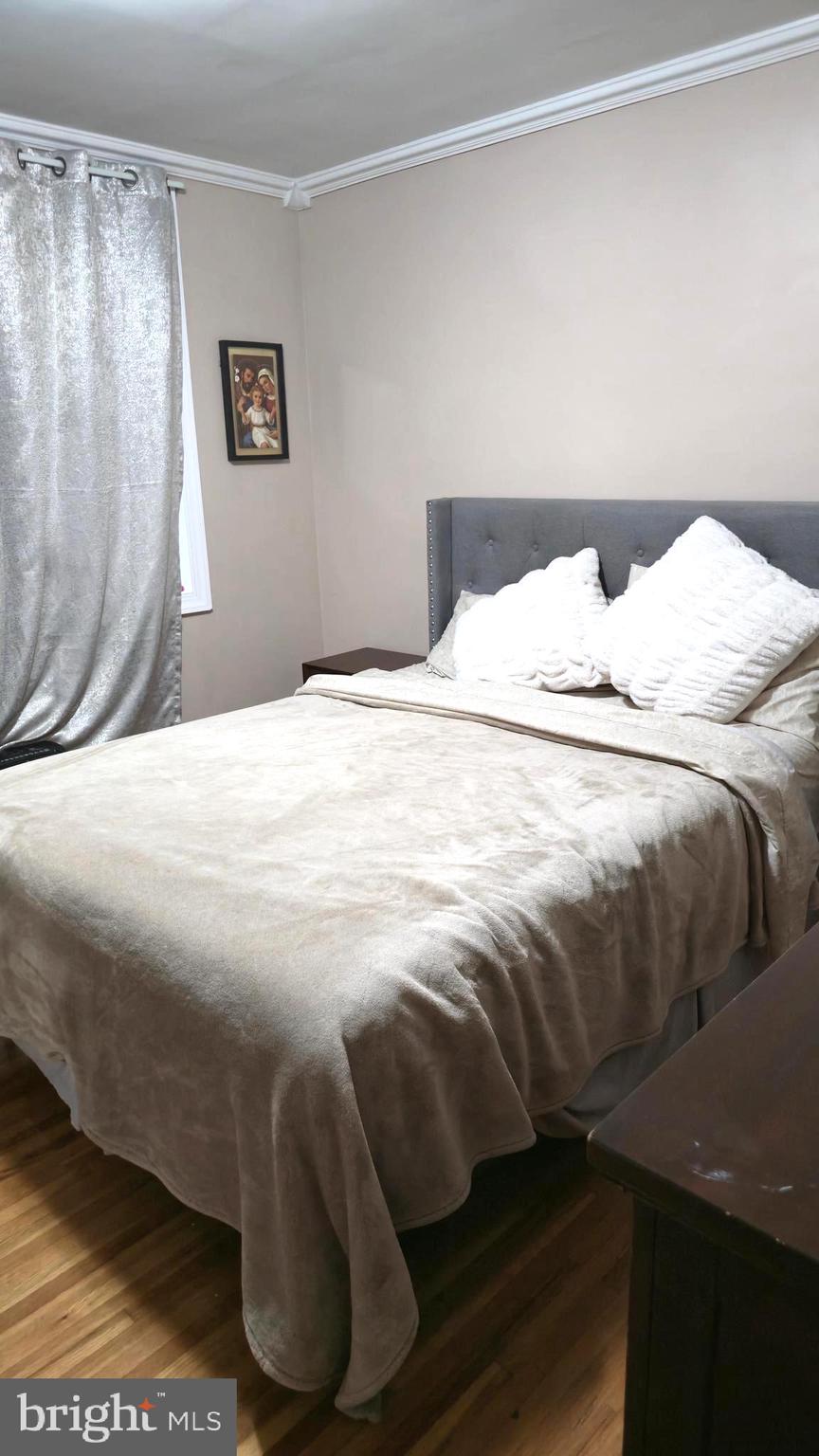 MAYFAIR (WEST) - Residential