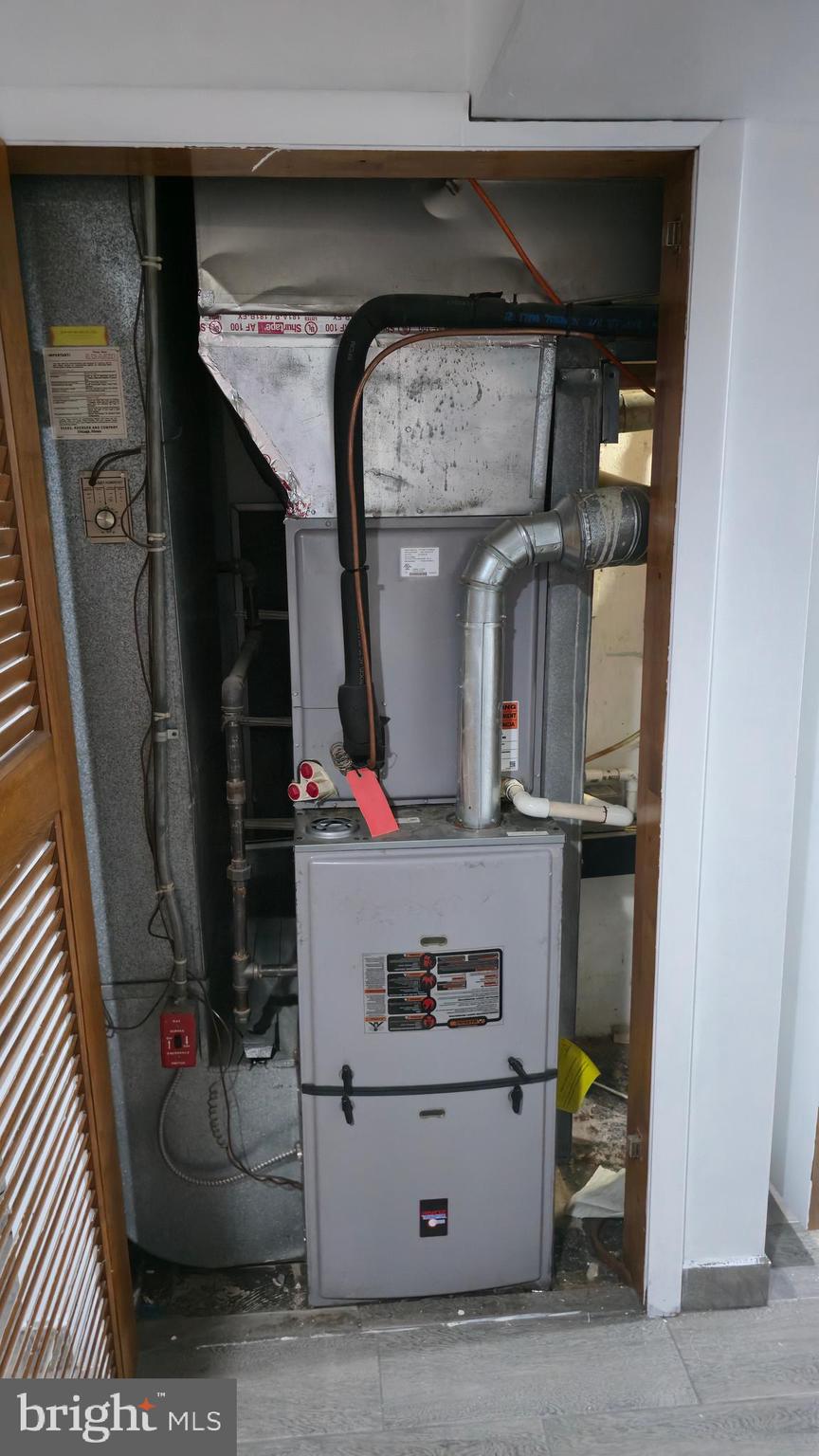 MAYFAIR (WEST) - Residential