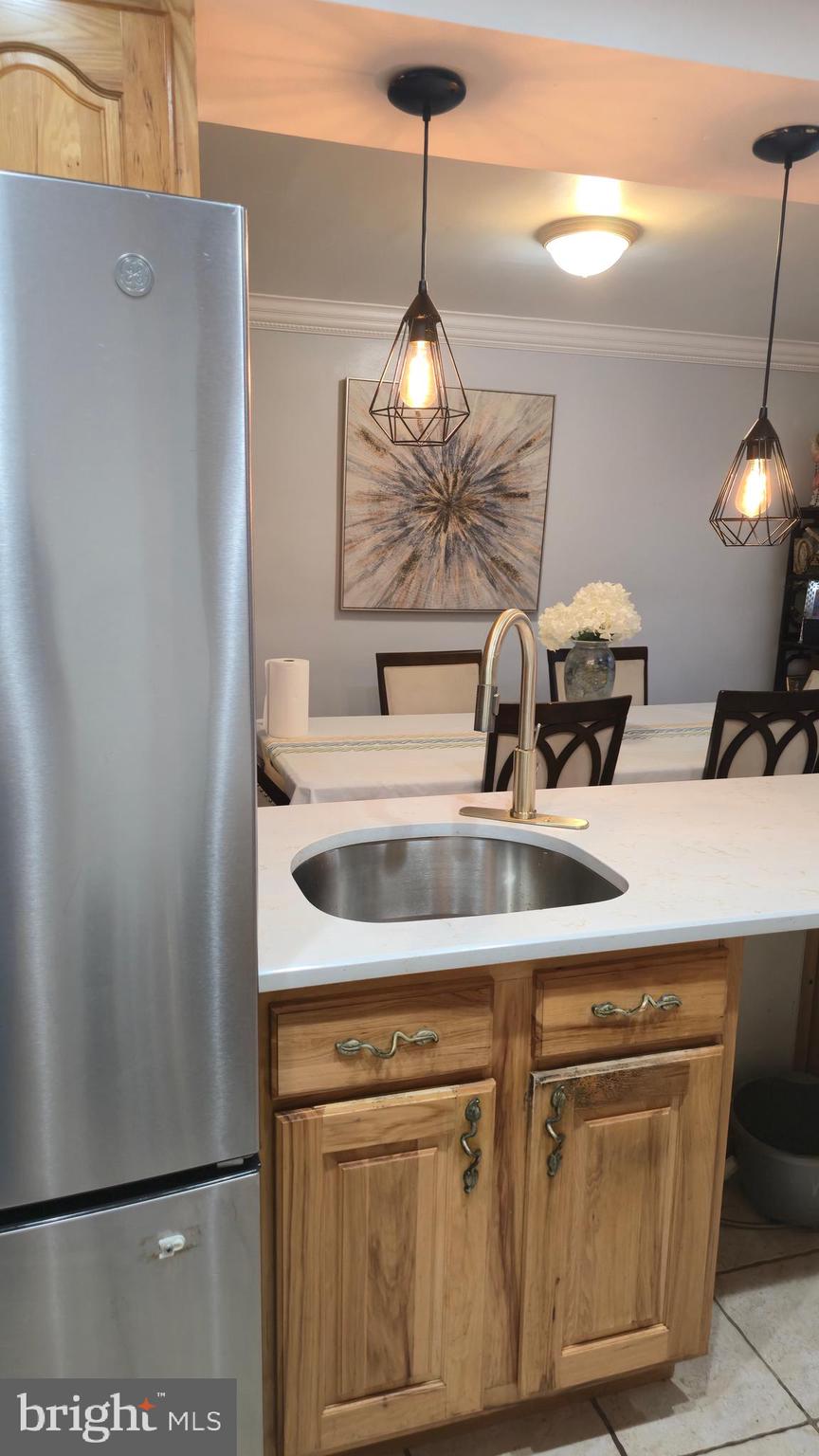 MAYFAIR (WEST) - Residential