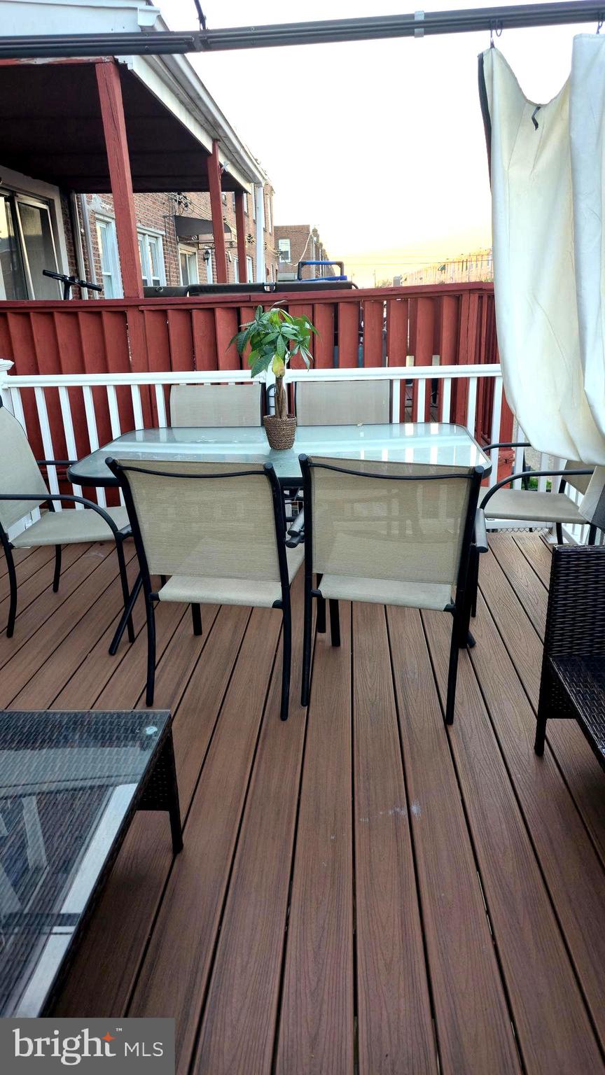 MAYFAIR (WEST) - Residential