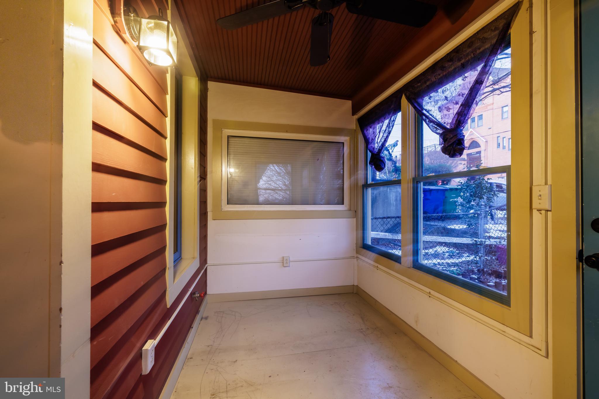 HAMPDEN HISTORIC DISTRICT - Residential