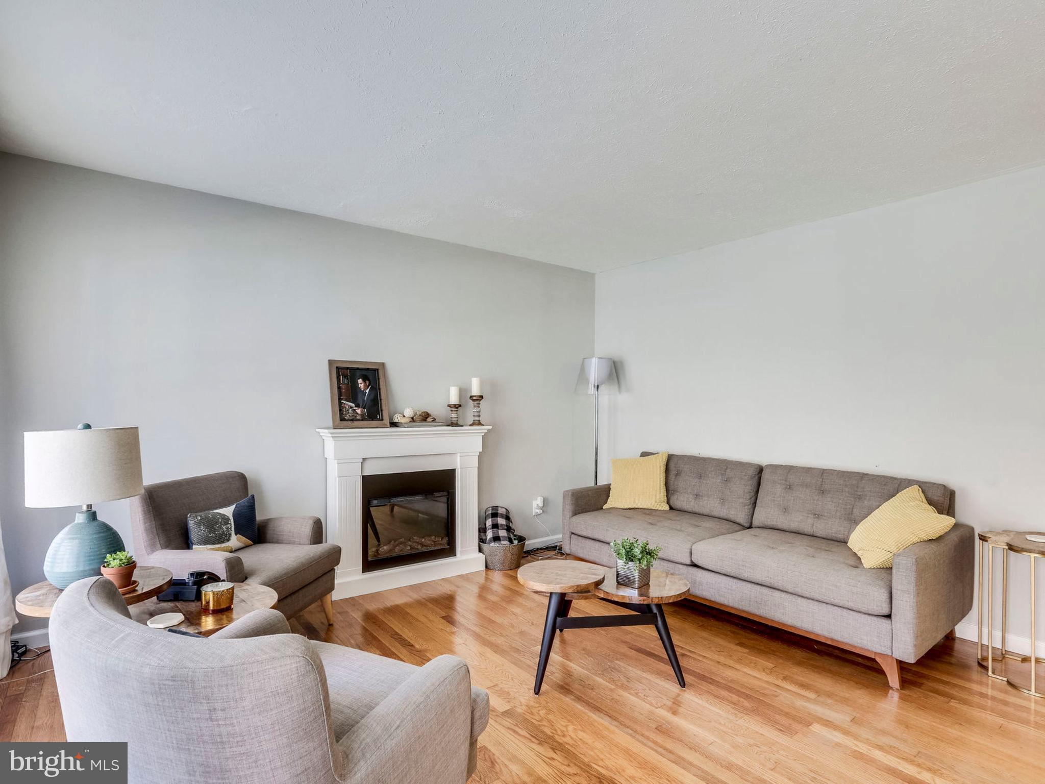 LAKEWOOD - Residential