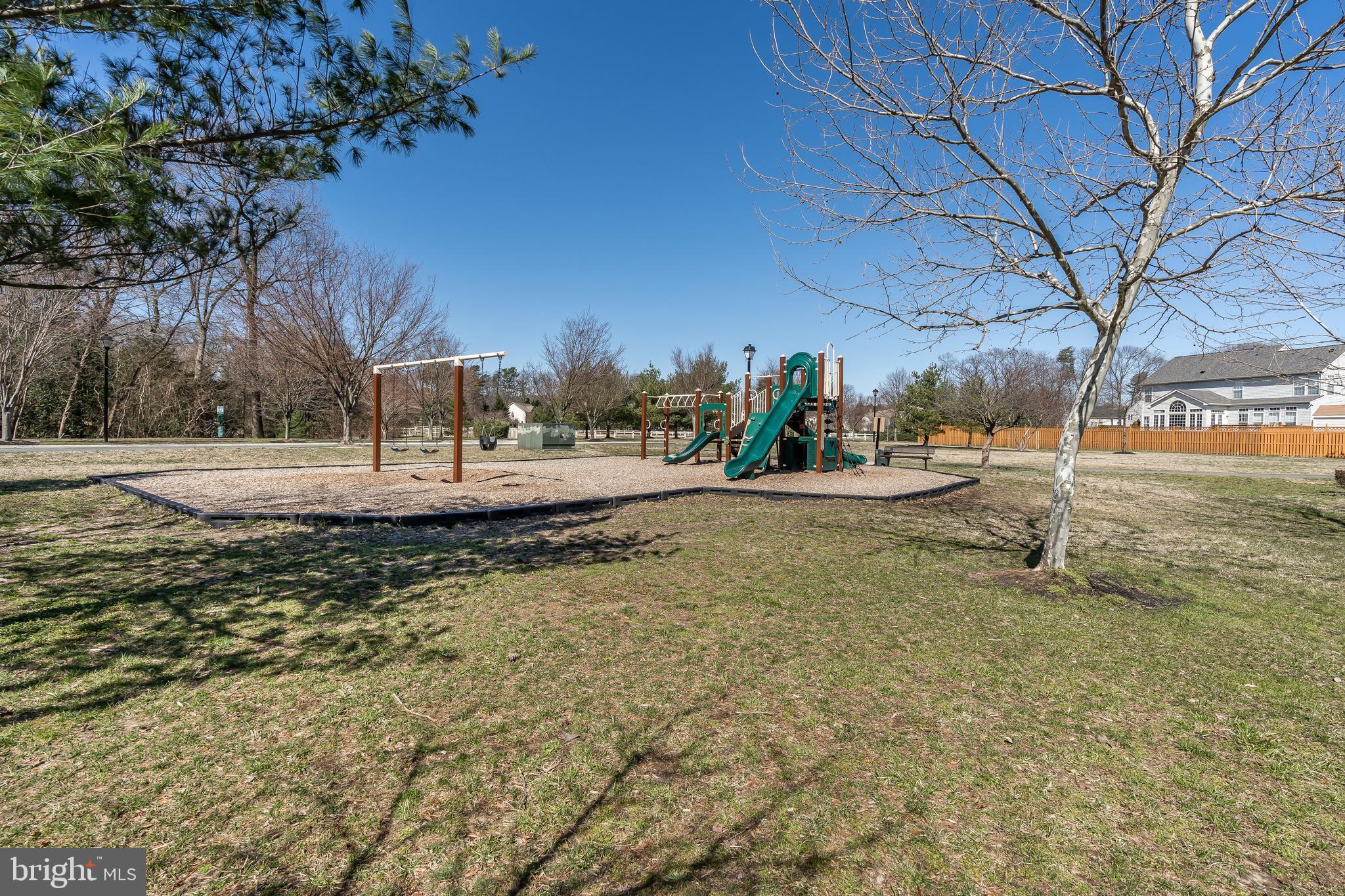 FARMINGTON VILLAGE - Residential