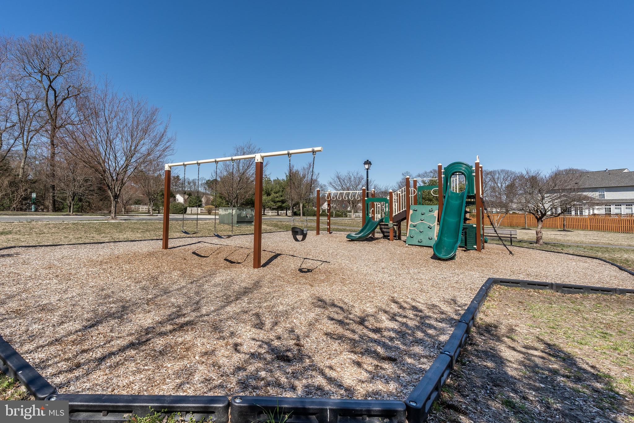 FARMINGTON VILLAGE - Residential