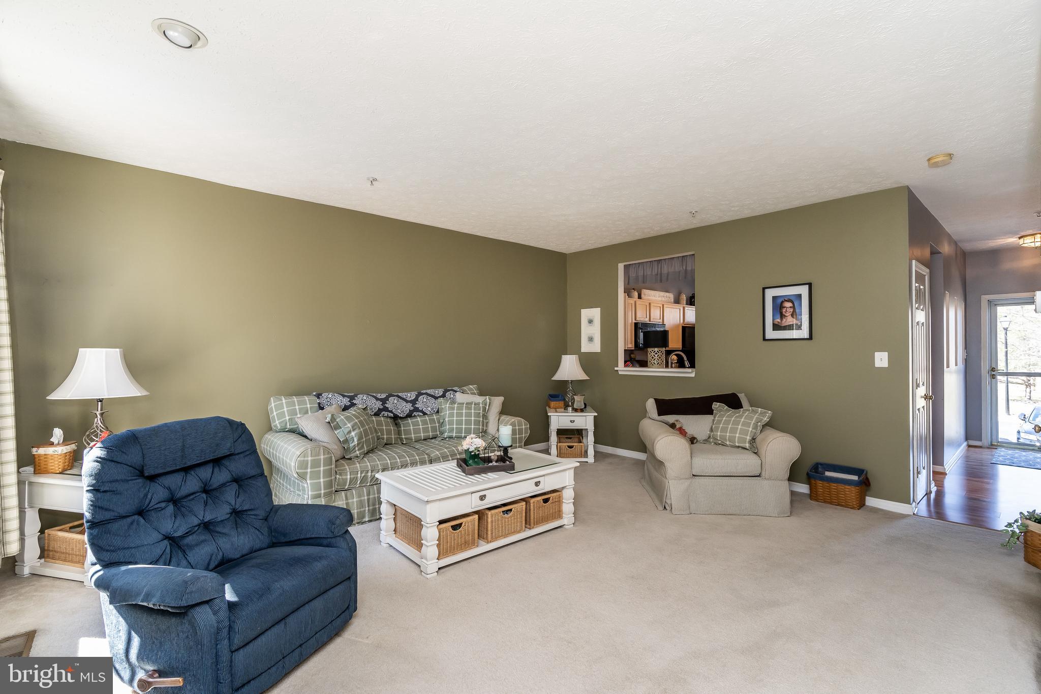 FARMINGTON VILLAGE - Residential