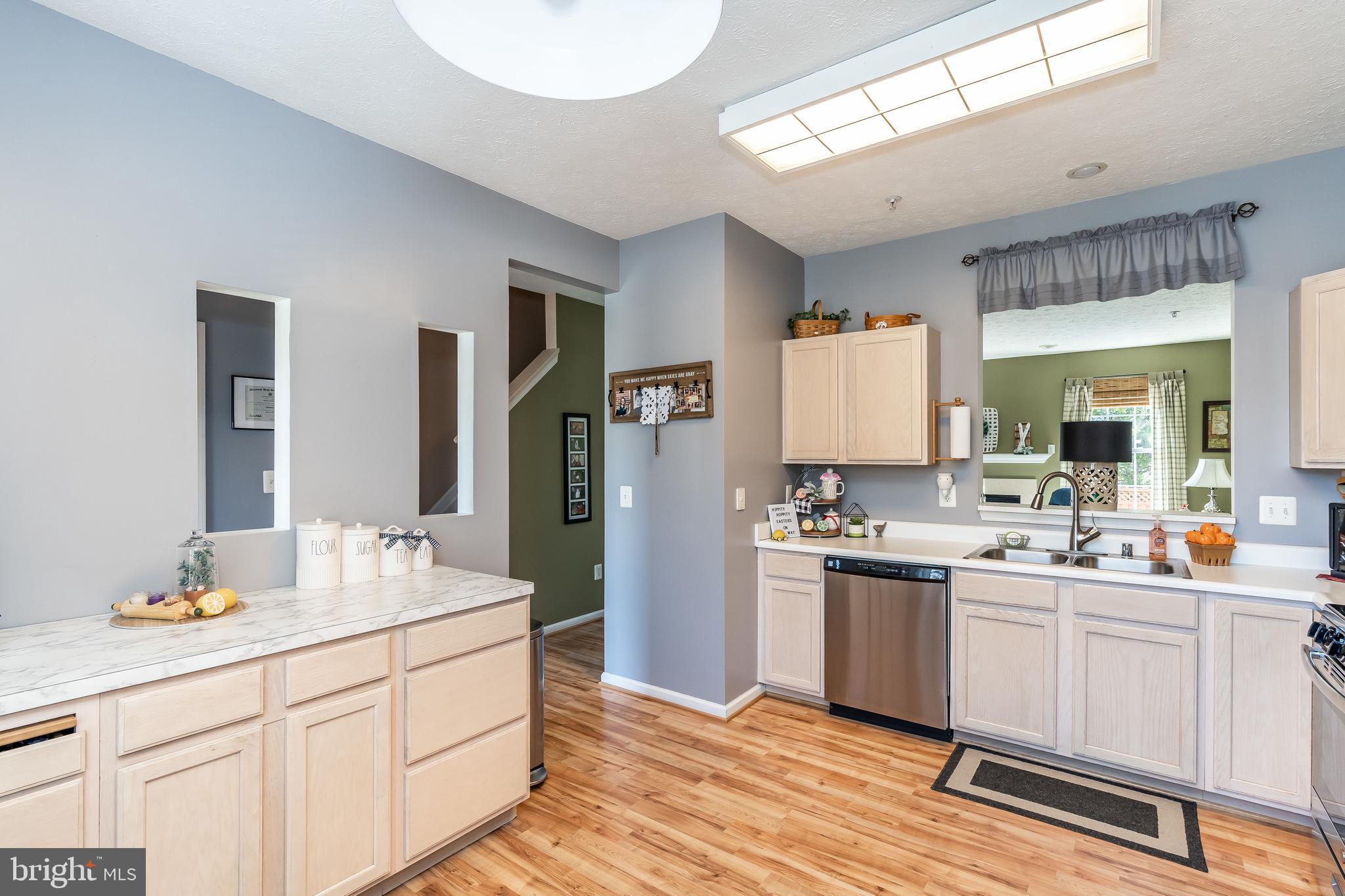 FARMINGTON VILLAGE - Residential