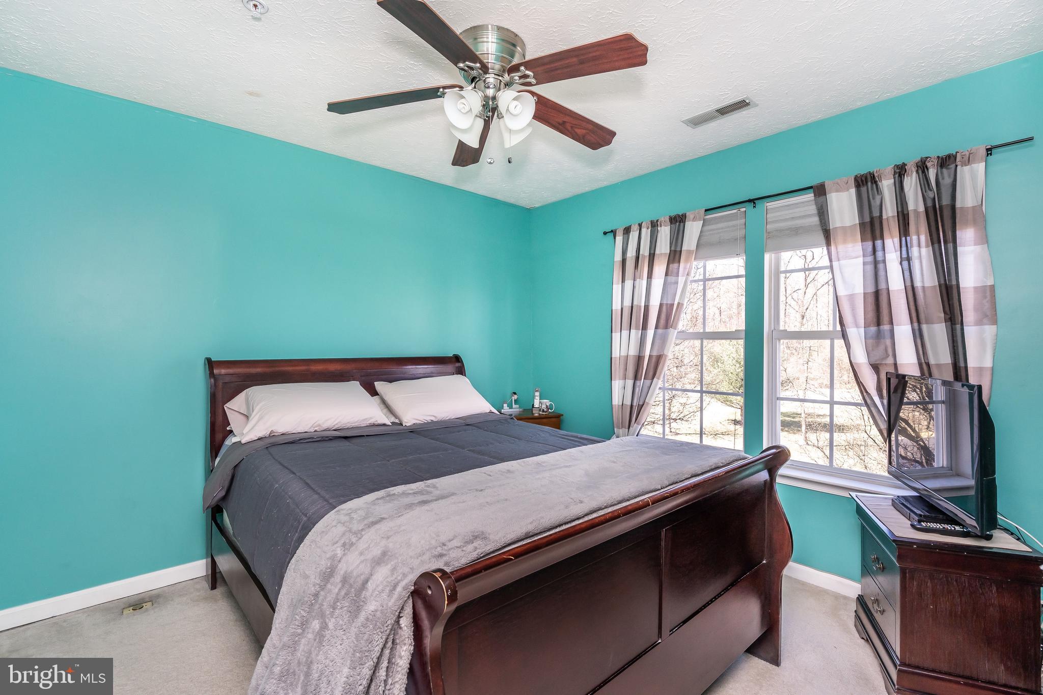 FARMINGTON VILLAGE - Residential