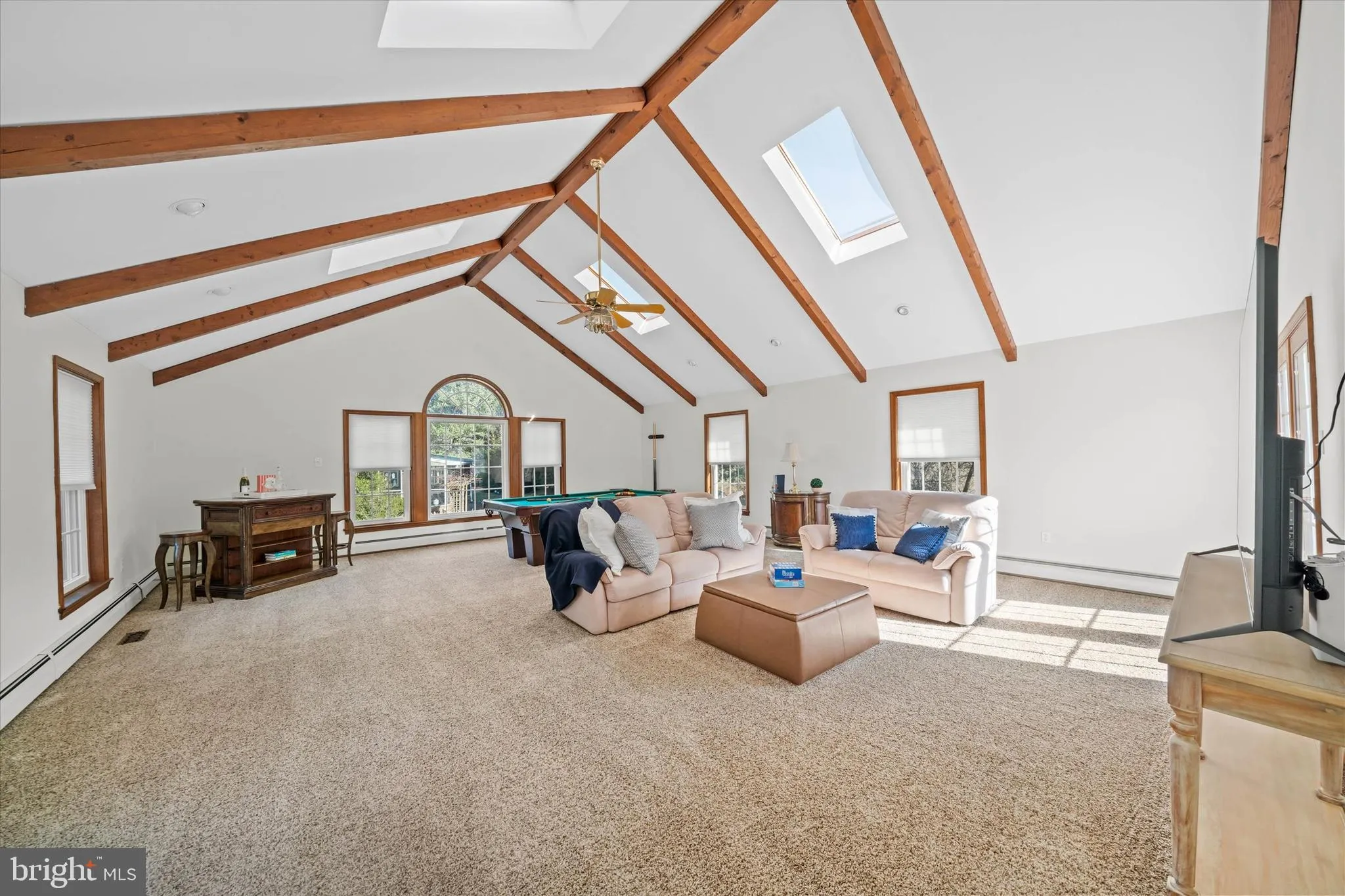 West Chester, Pennsylvania 19382, United States, 4 Bedrooms Bedrooms, ,4 BathroomsBathrooms,Residential,Pending,6599