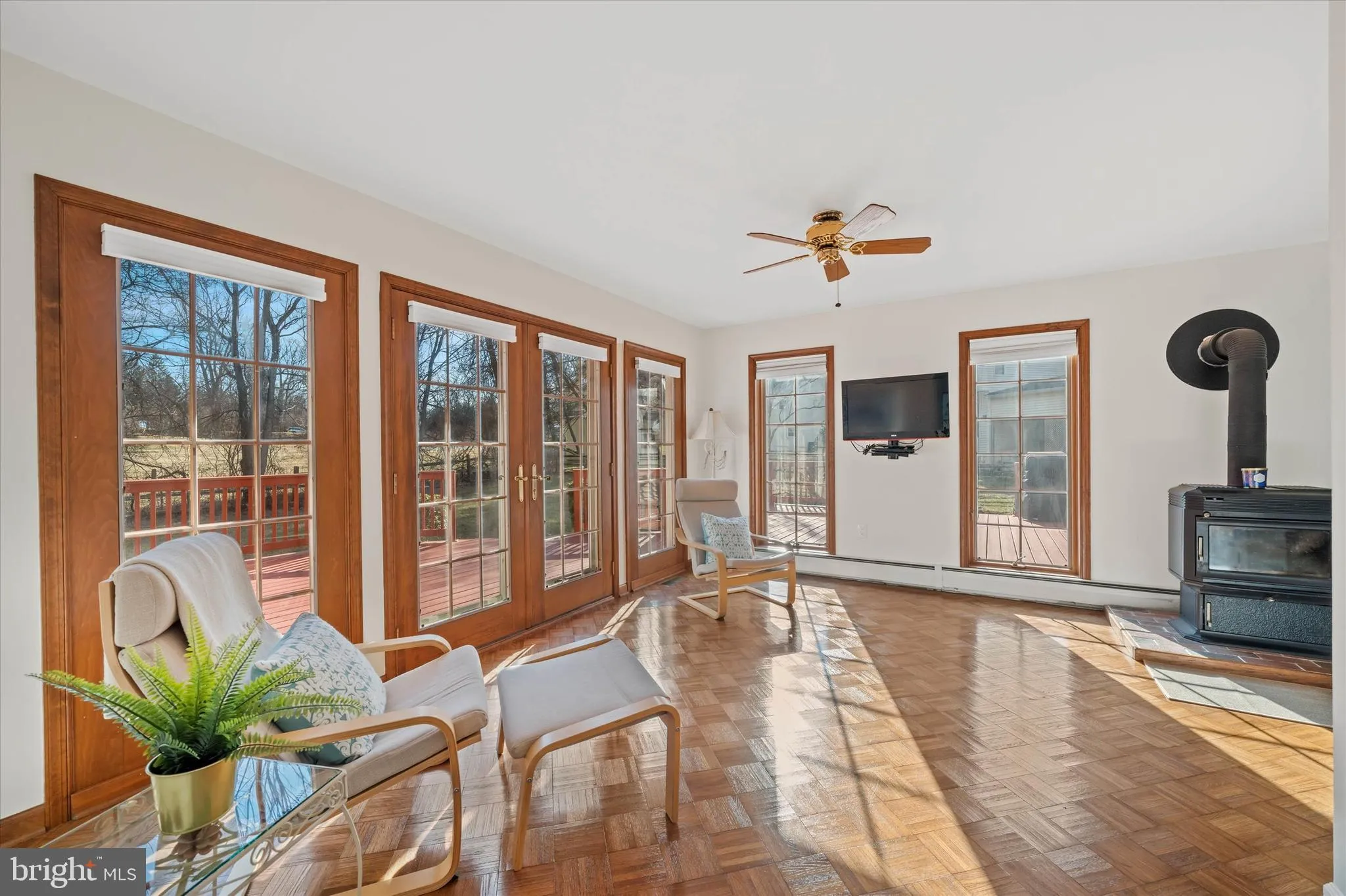 West Chester, Pennsylvania 19382, United States, 4 Bedrooms Bedrooms, ,4 BathroomsBathrooms,Residential,Pending,6599