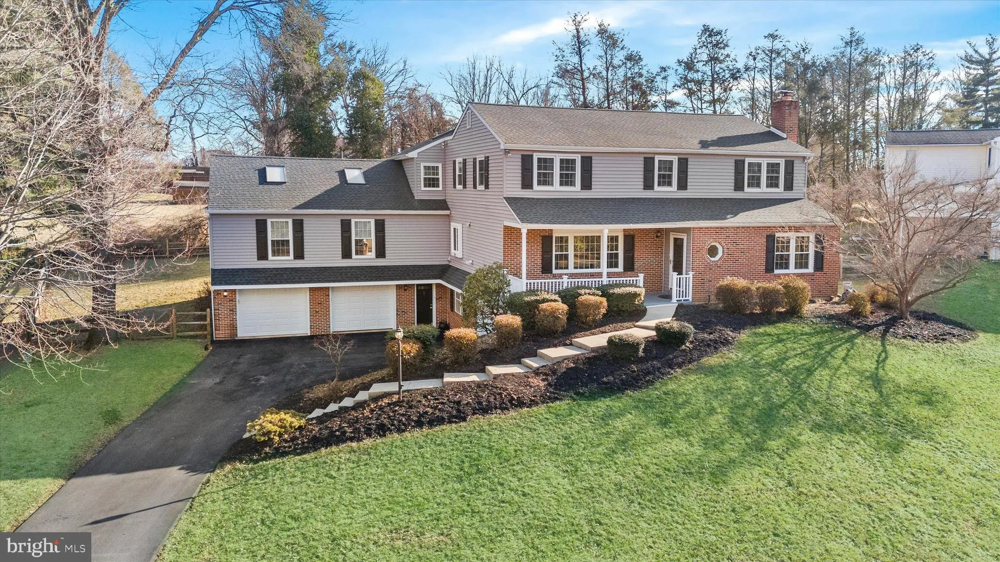 West Chester, Pennsylvania 19382, United States, 4 Bedrooms Bedrooms, ,4 BathroomsBathrooms,Residential,Pending,6599