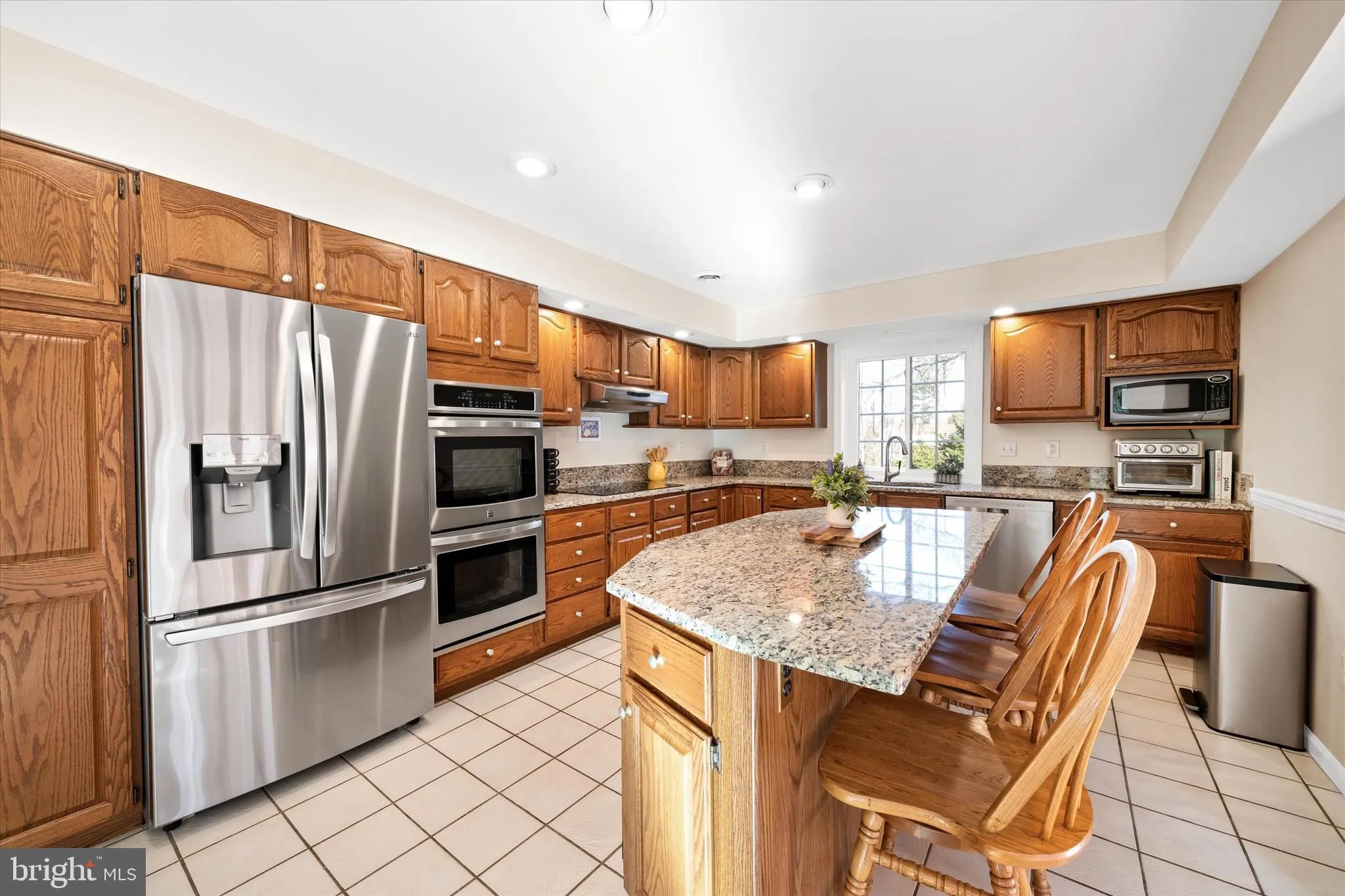 West Chester, Pennsylvania 19382, United States, 4 Bedrooms Bedrooms, ,4 BathroomsBathrooms,Residential,Pending,6599