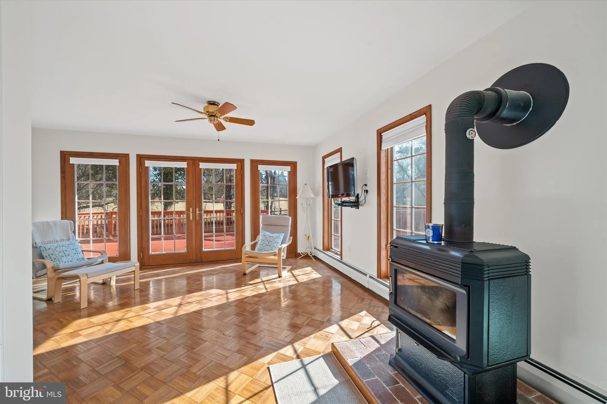 West Chester, Pennsylvania 19382, United States, 4 Bedrooms Bedrooms, ,4 BathroomsBathrooms,Residential,Pending,6599