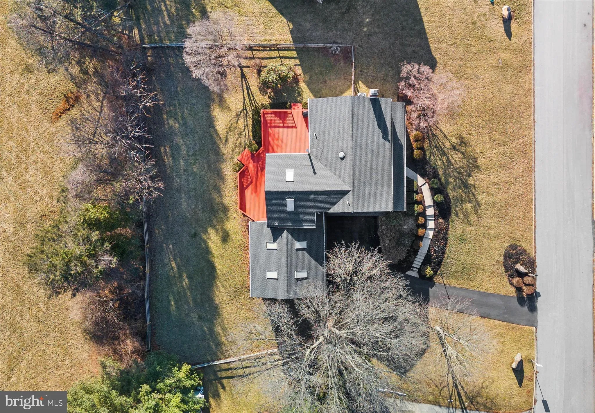 West Chester, Pennsylvania 19382, United States, 4 Bedrooms Bedrooms, ,4 BathroomsBathrooms,Residential,Pending,6599