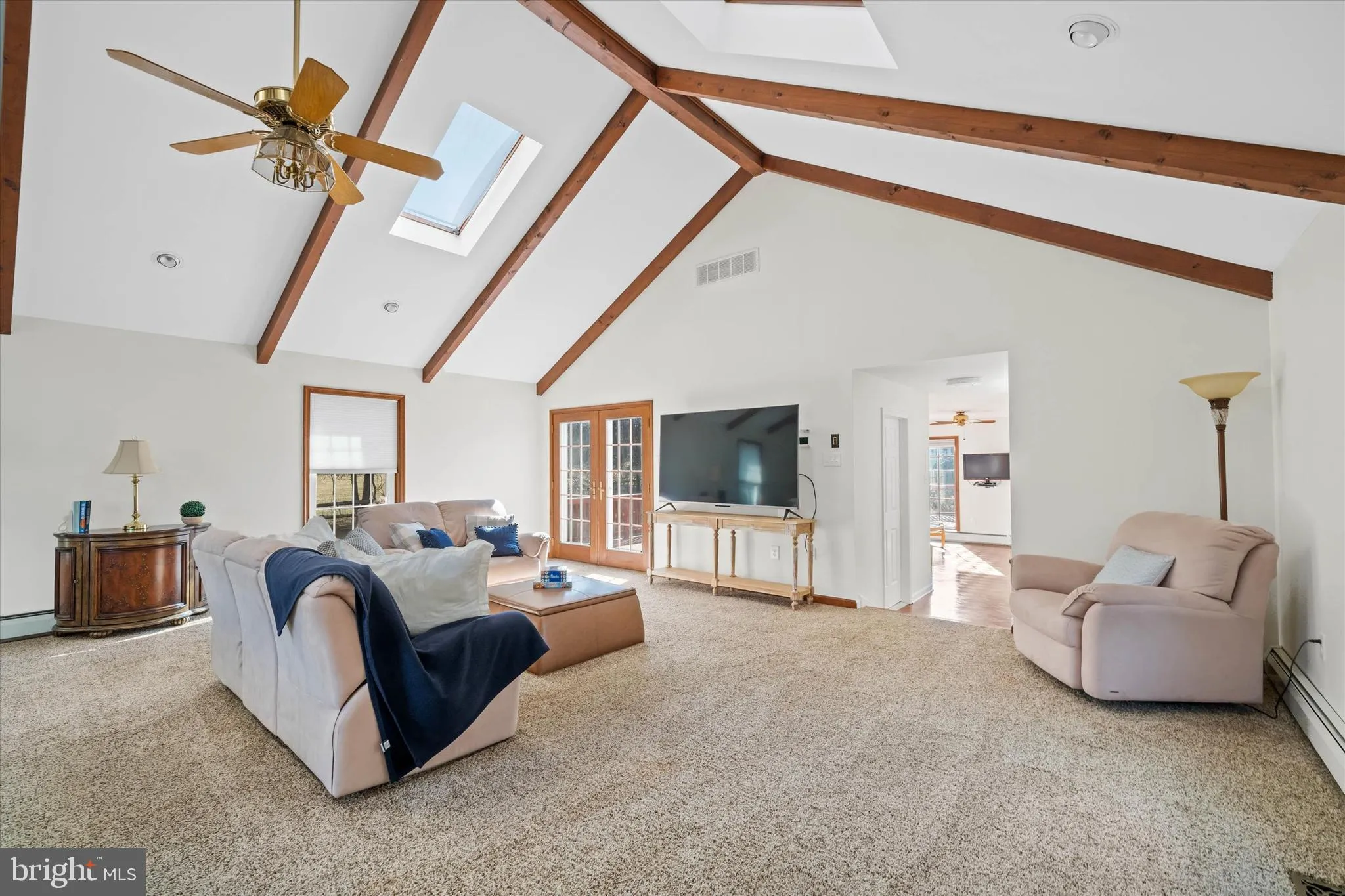 West Chester, Pennsylvania 19382, United States, 4 Bedrooms Bedrooms, ,4 BathroomsBathrooms,Residential,Pending,6599