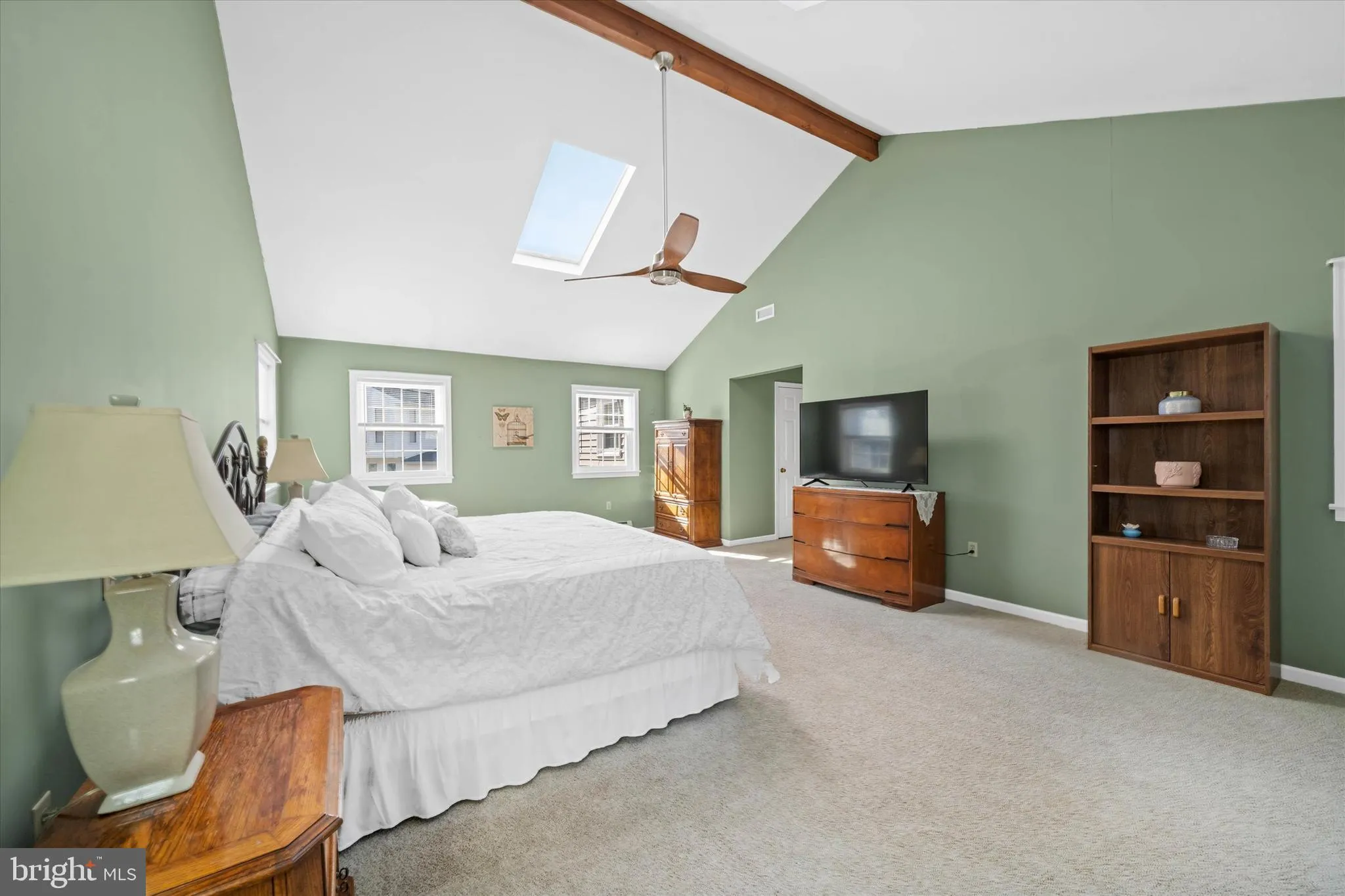 West Chester, Pennsylvania 19382, United States, 4 Bedrooms Bedrooms, ,4 BathroomsBathrooms,Residential,Pending,6599