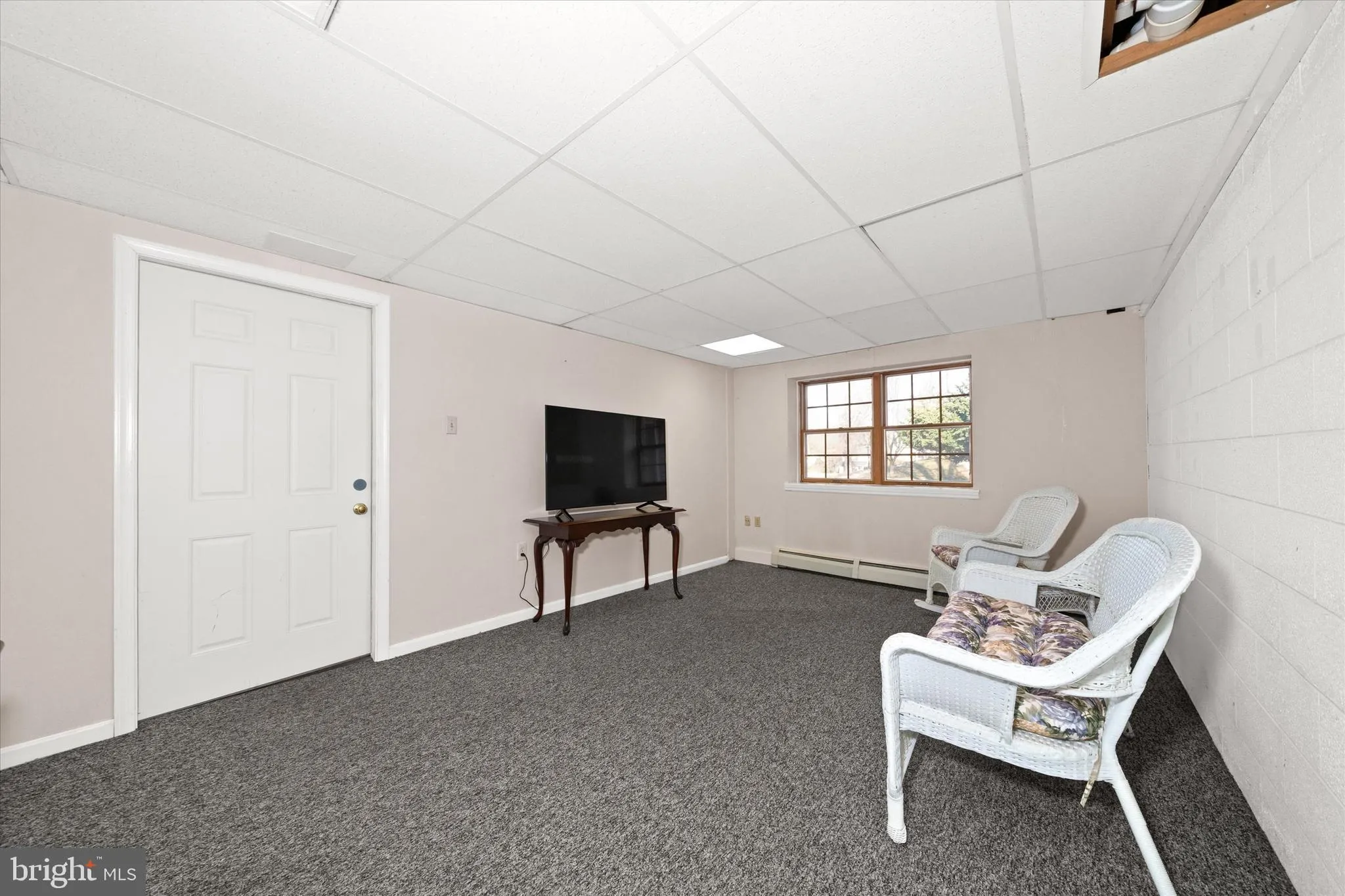 West Chester, Pennsylvania 19382, United States, 4 Bedrooms Bedrooms, ,4 BathroomsBathrooms,Residential,Pending,6599