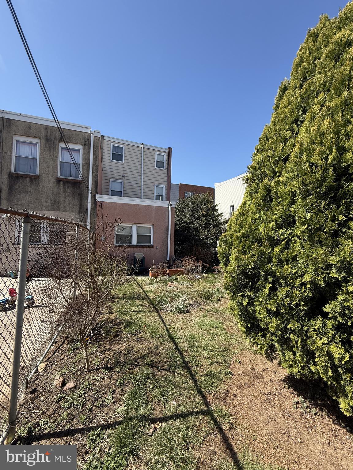 GERMANTOWN - Residential