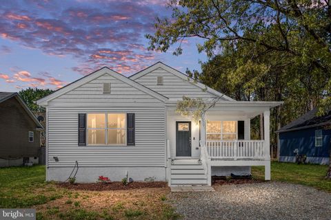 669 LAKEVIEW DRIVE COLONIAL BEACH VA 22443