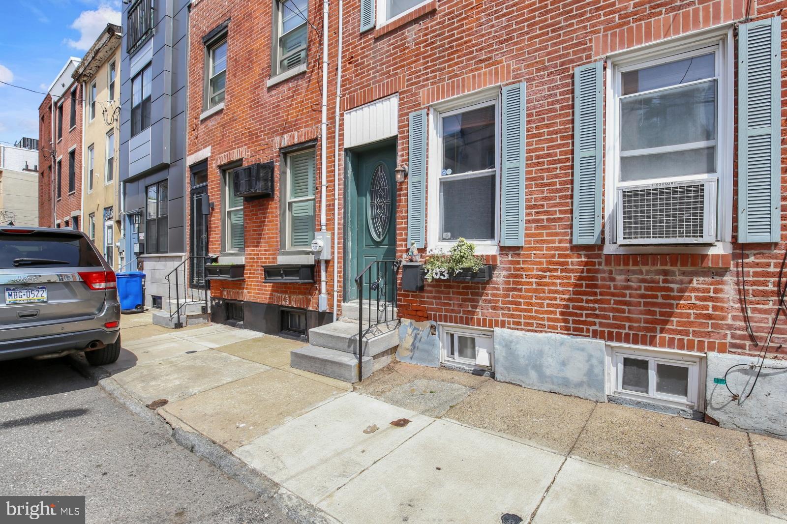 DICKINSON NARROWS - Residential Lease