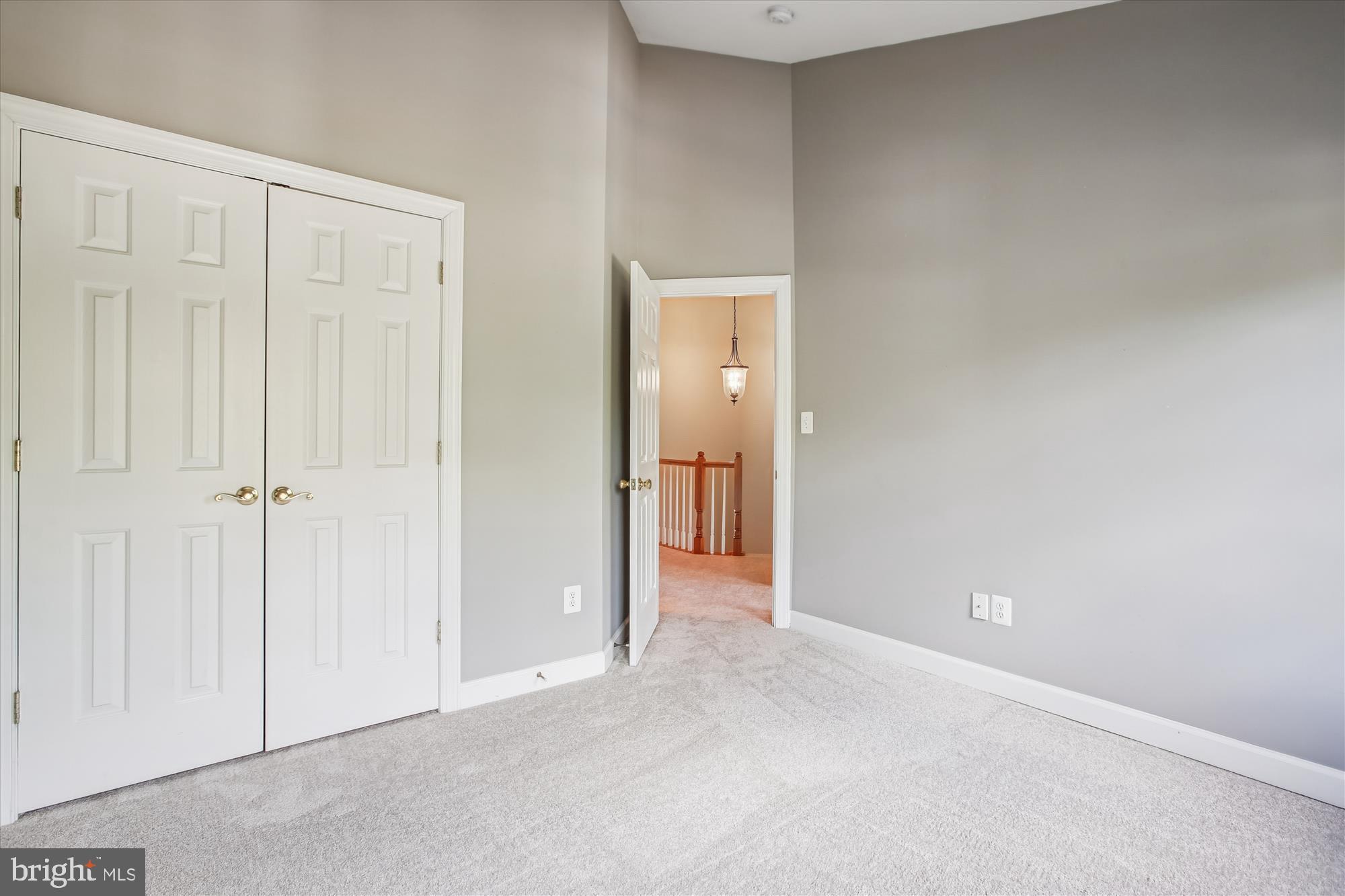 ELMWOOD - Residential