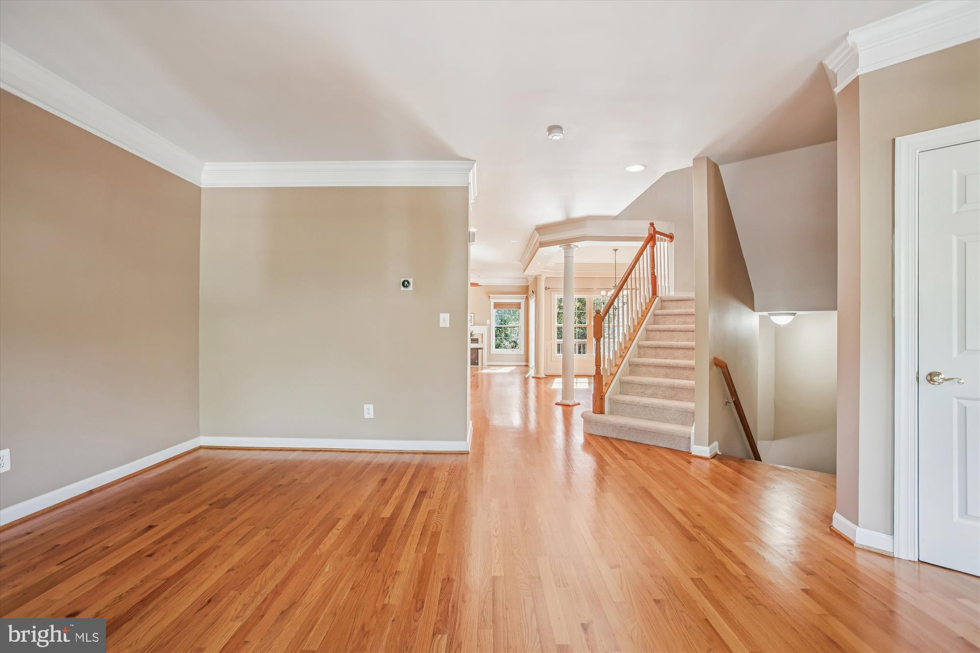 ELMWOOD - Residential