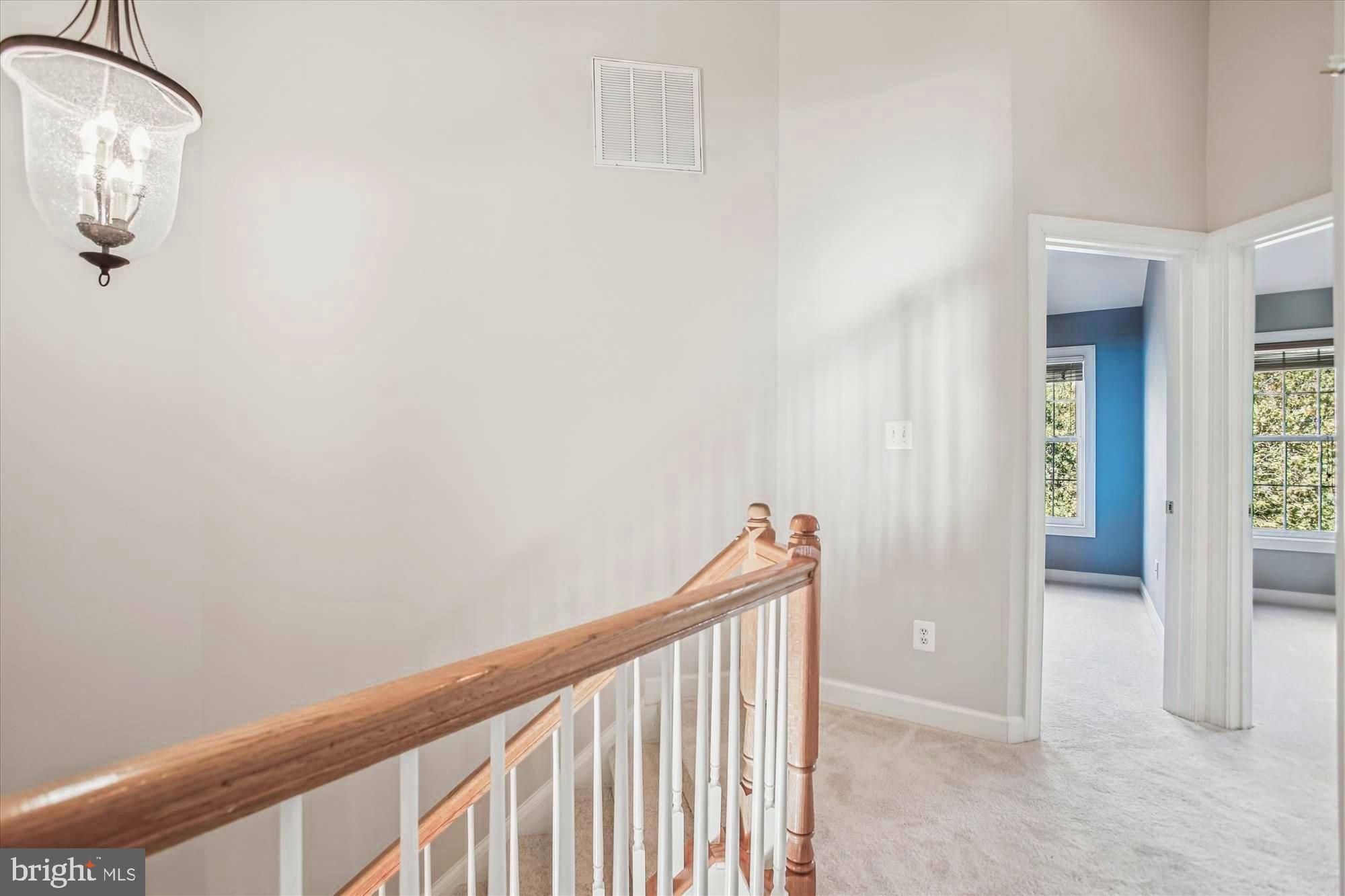 ELMWOOD - Residential