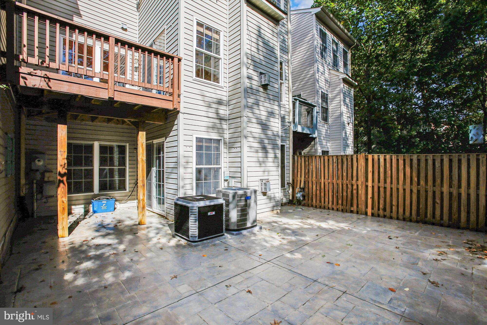 ELMWOOD - Residential