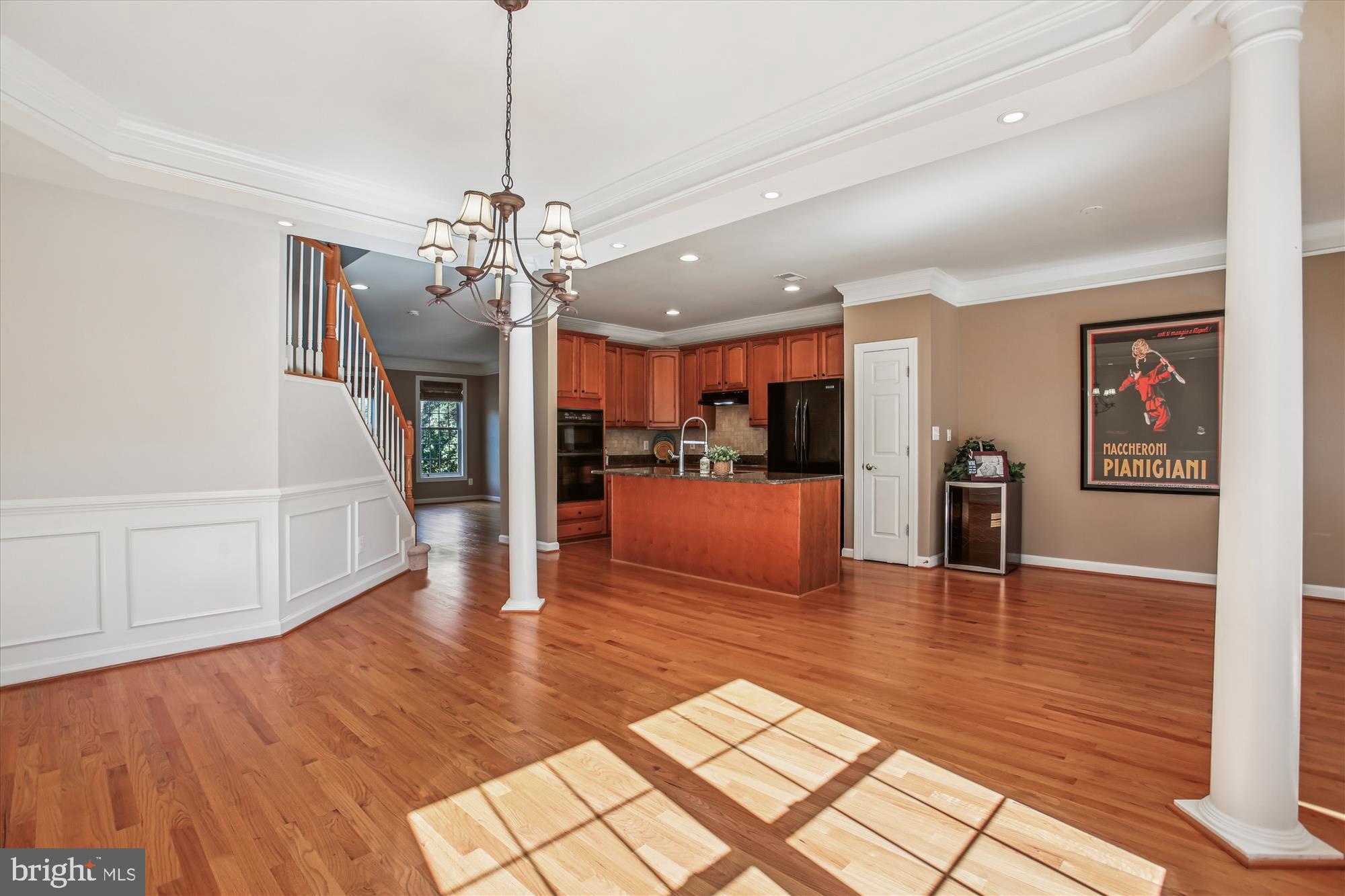 ELMWOOD - Residential