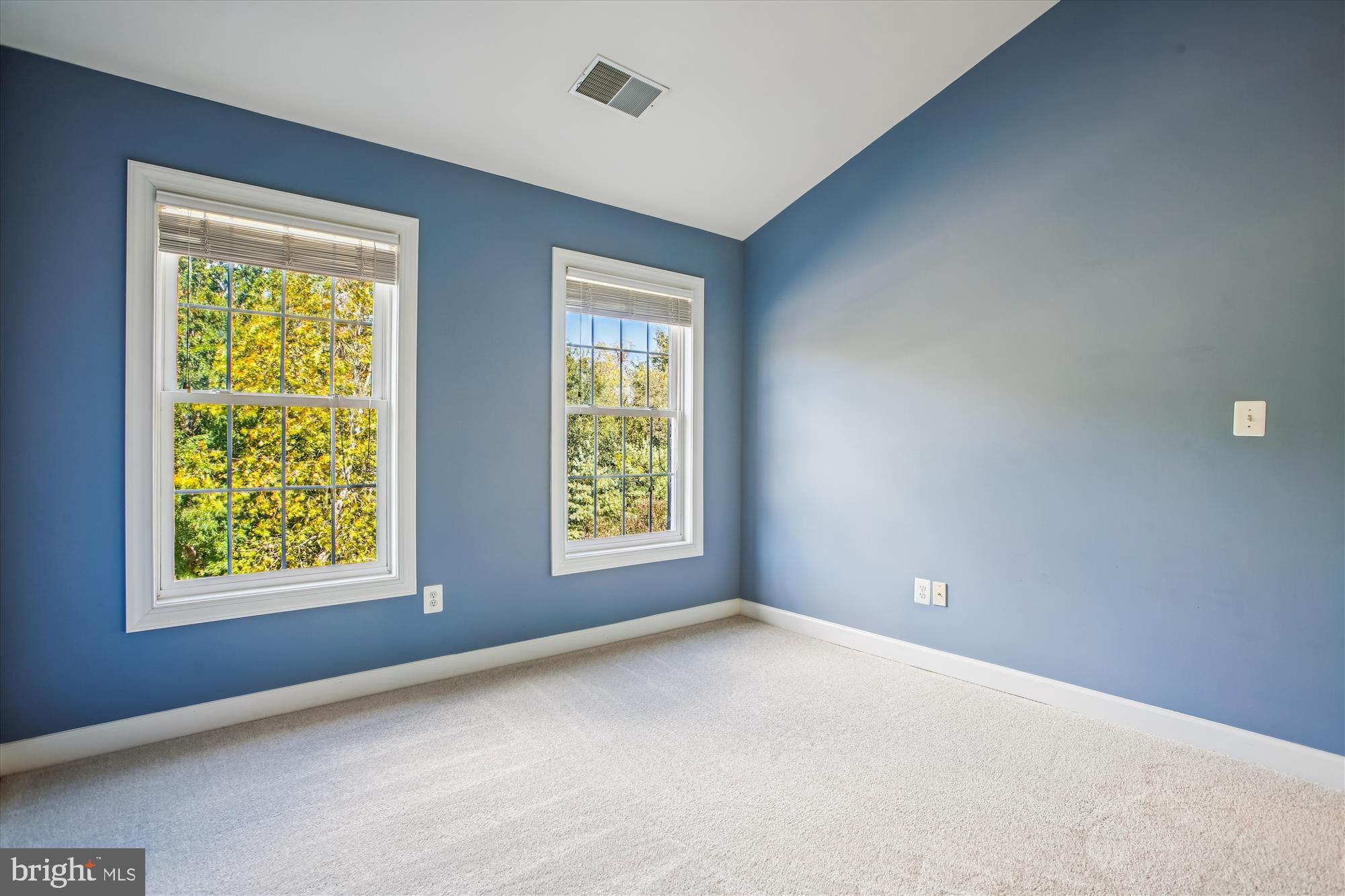 ELMWOOD - Residential