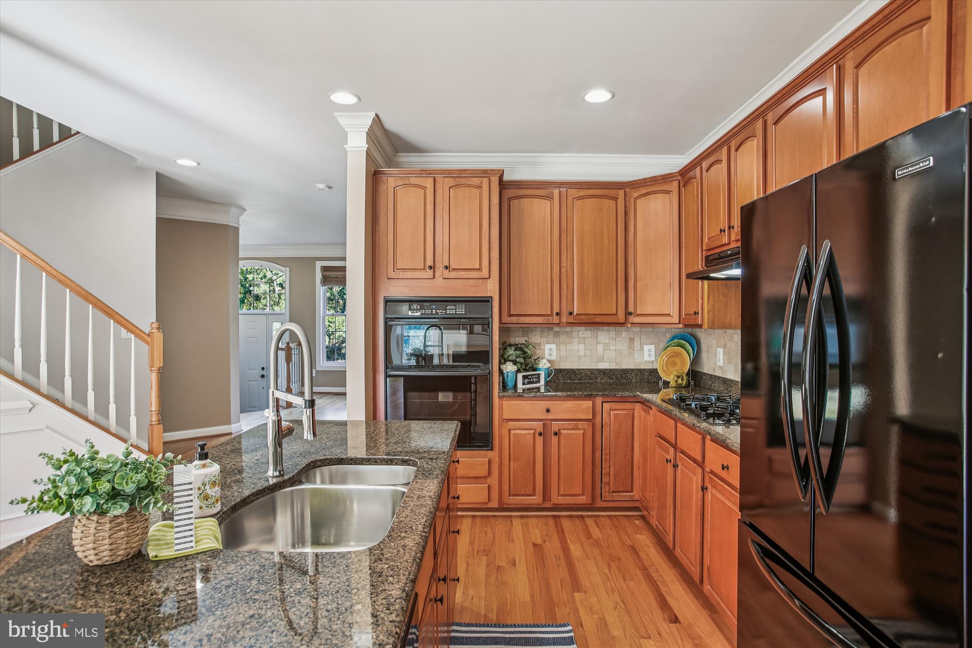 ELMWOOD - Residential