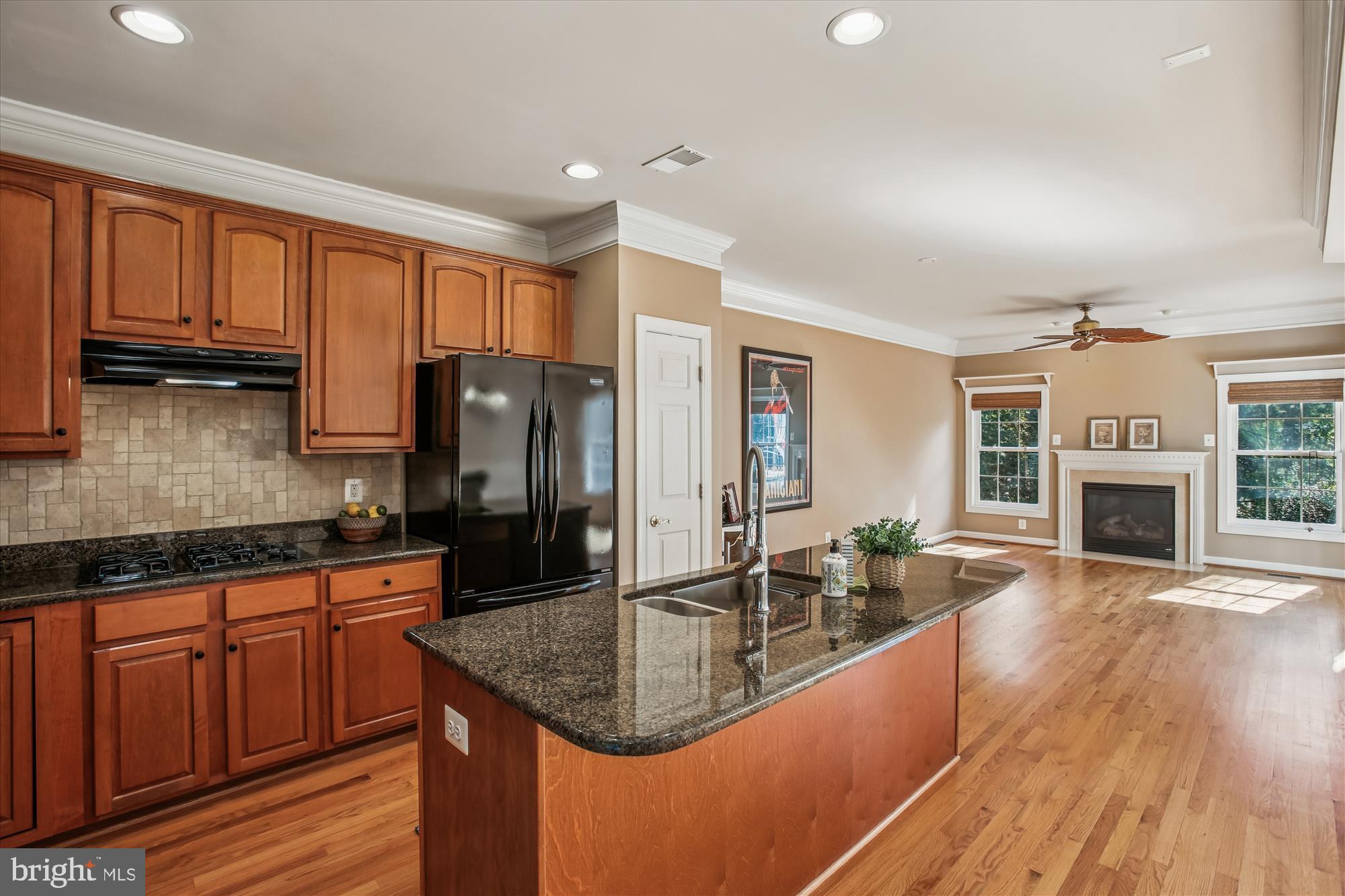 ELMWOOD - Residential