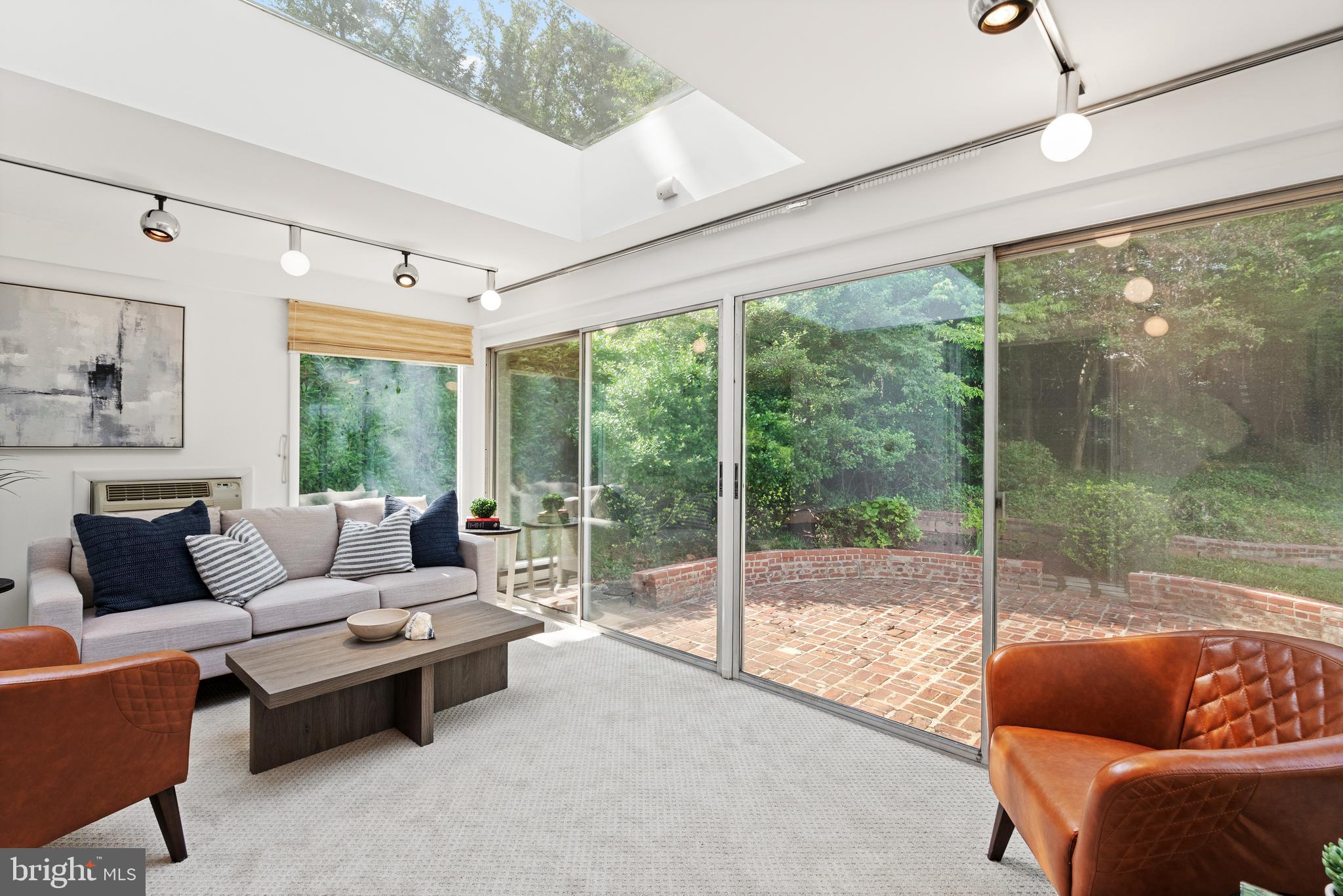 ROLLINGWOOD - Residential